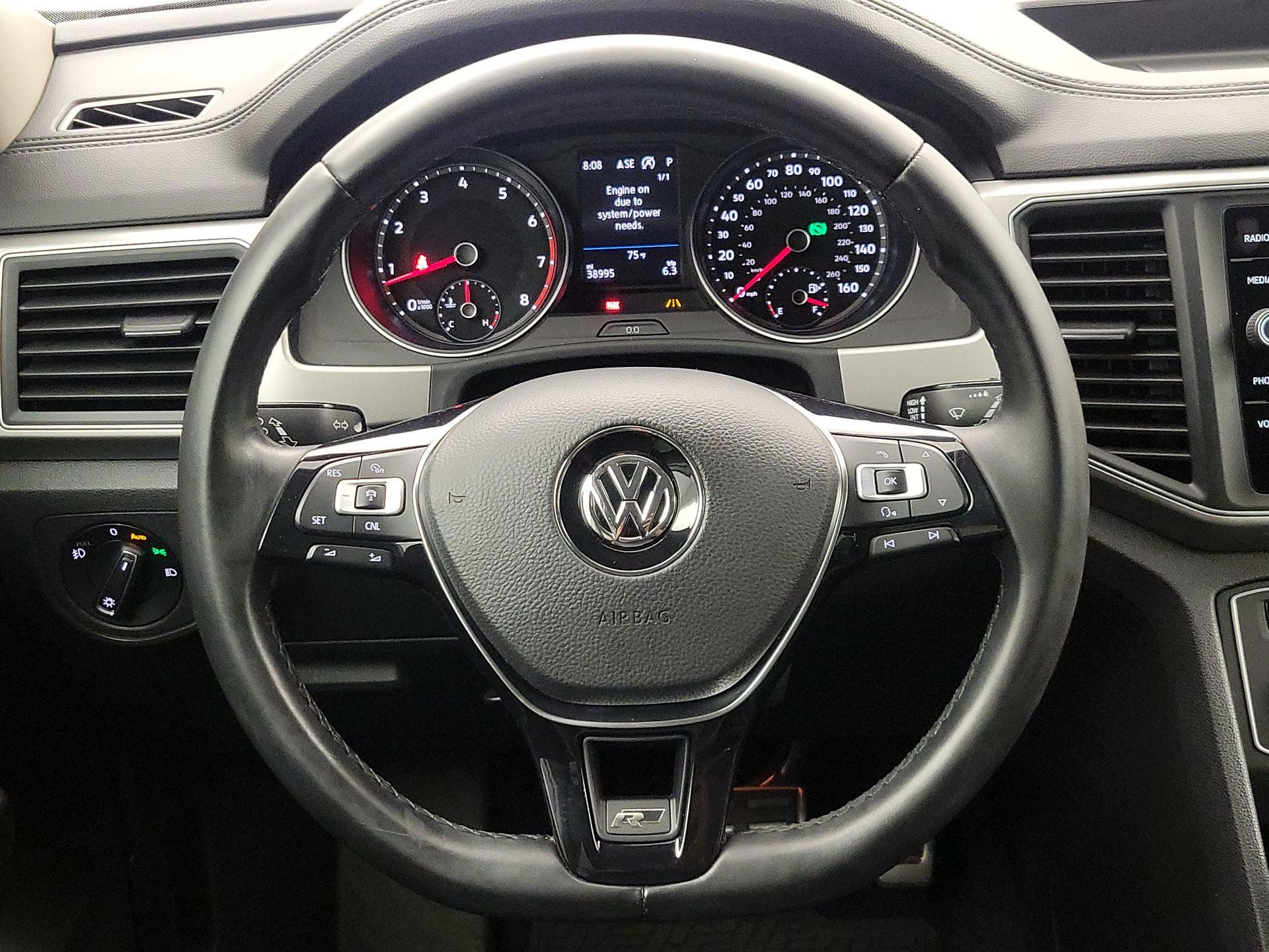 Thumbnail: 2018 Volkswagen Atlas - 10