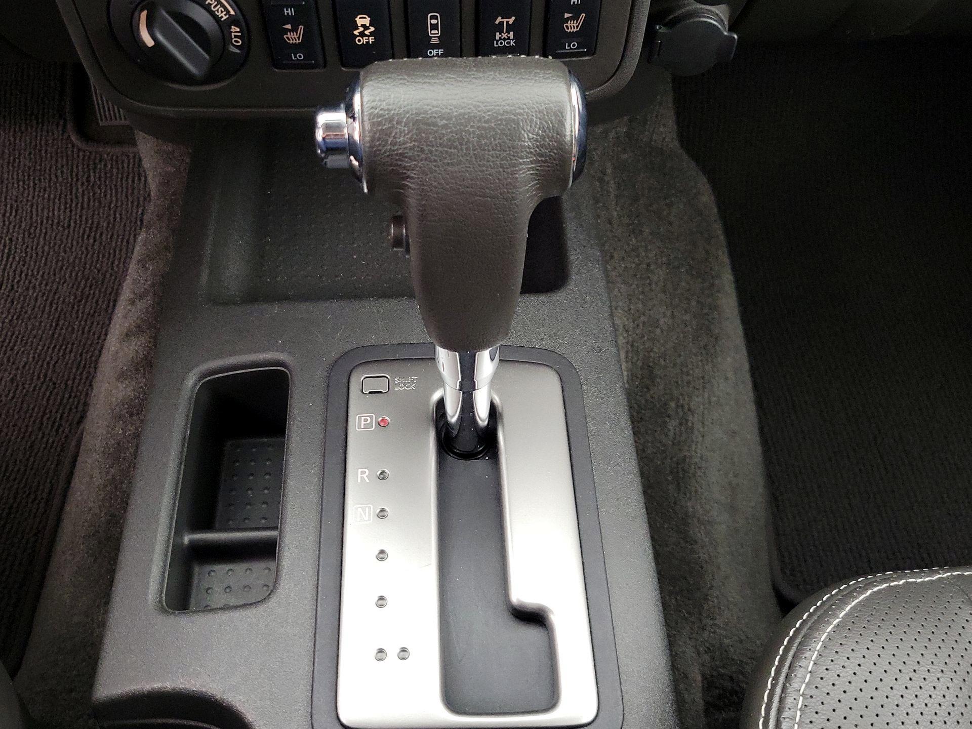 Thumbnail: 2016 Nissan Frontier - 18