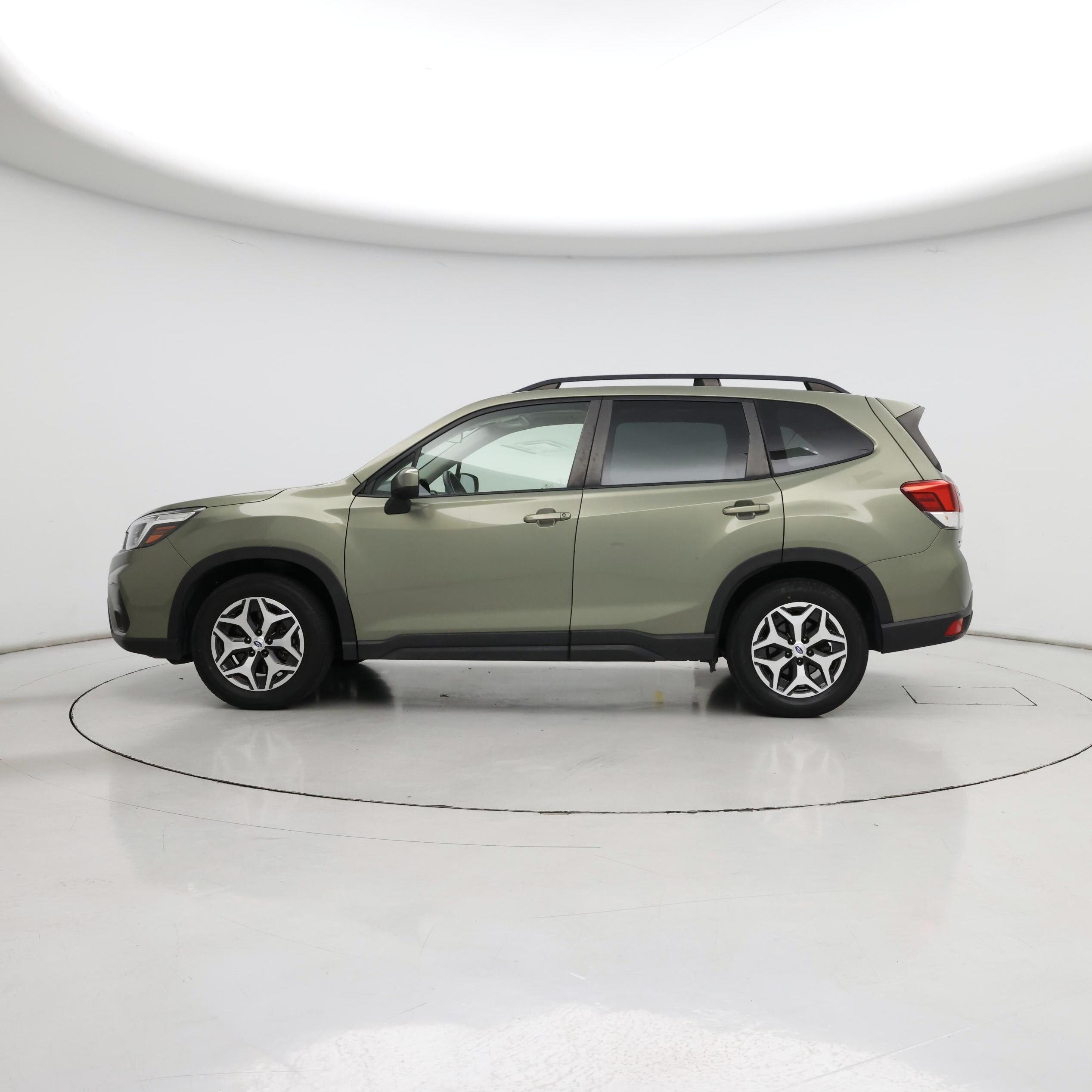 Thumbnail: 2021 Subaru Forester - 3