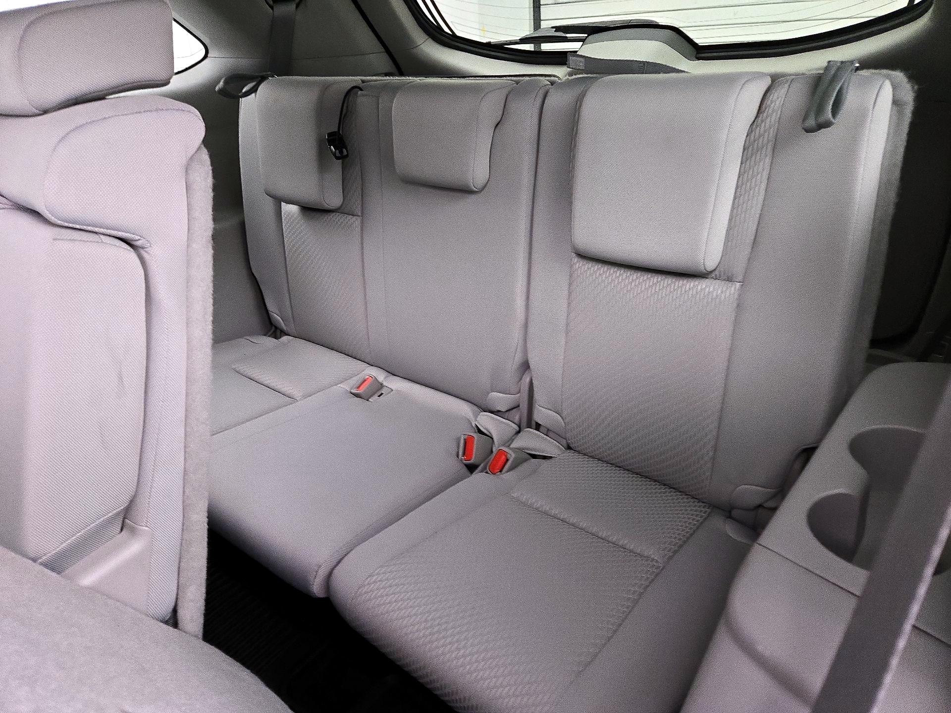 Thumbnail: 2016 Toyota Highlander - 17