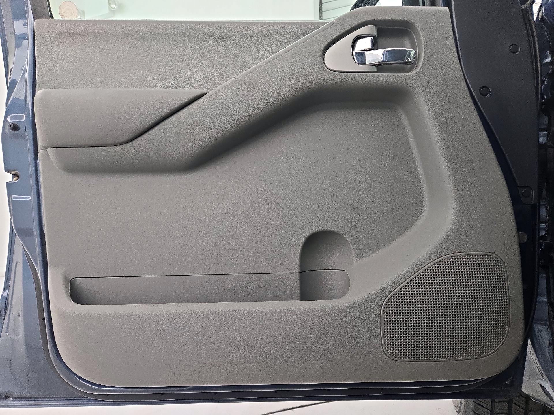 Thumbnail: 2014 Nissan Frontier - 10
