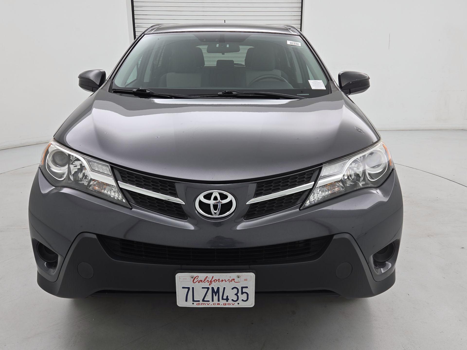 Thumbnail: 2015 Toyota RAV4 - 2