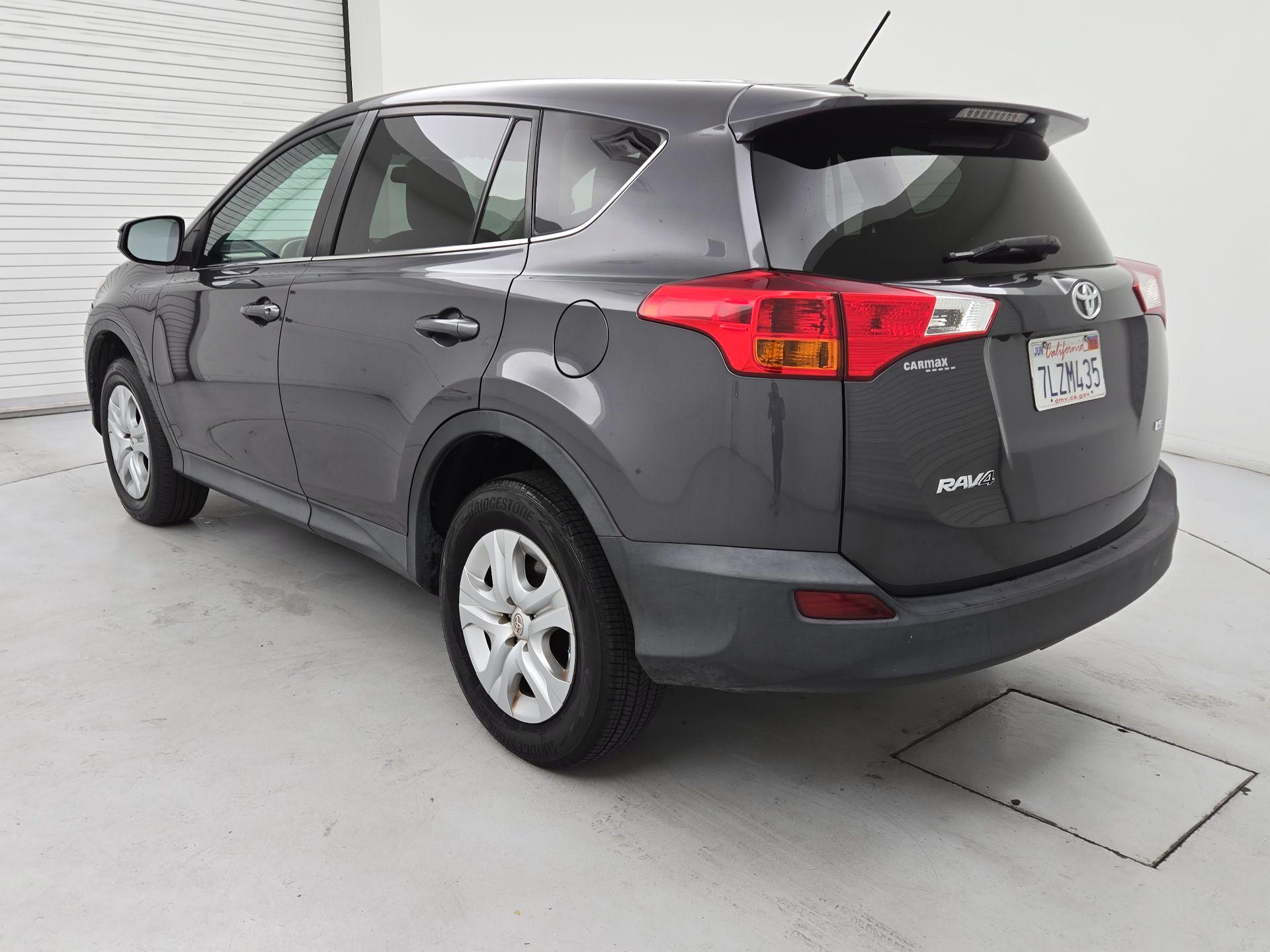 Thumbnail: 2015 Toyota RAV4 - 7