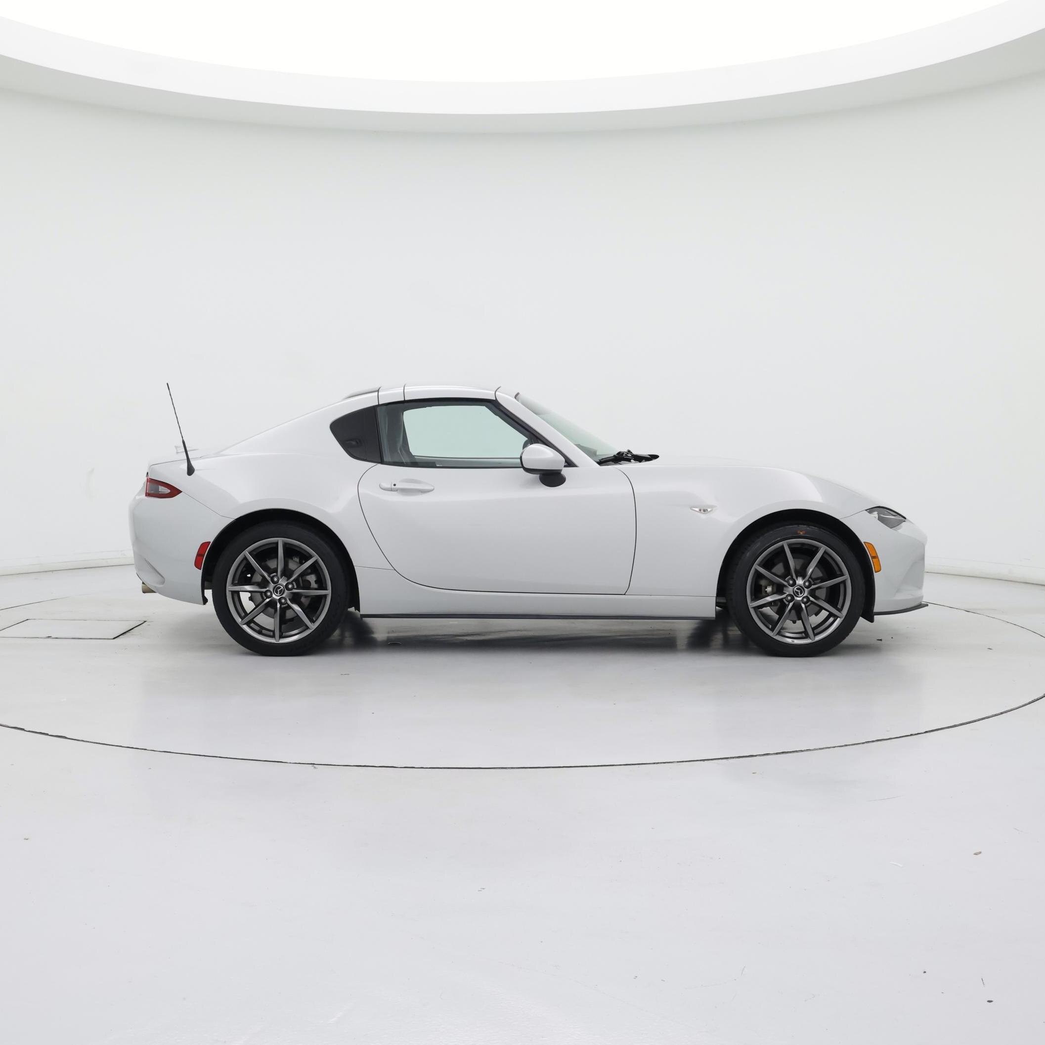 Thumbnail: 2017 Mazda MX-5 Miata - 7