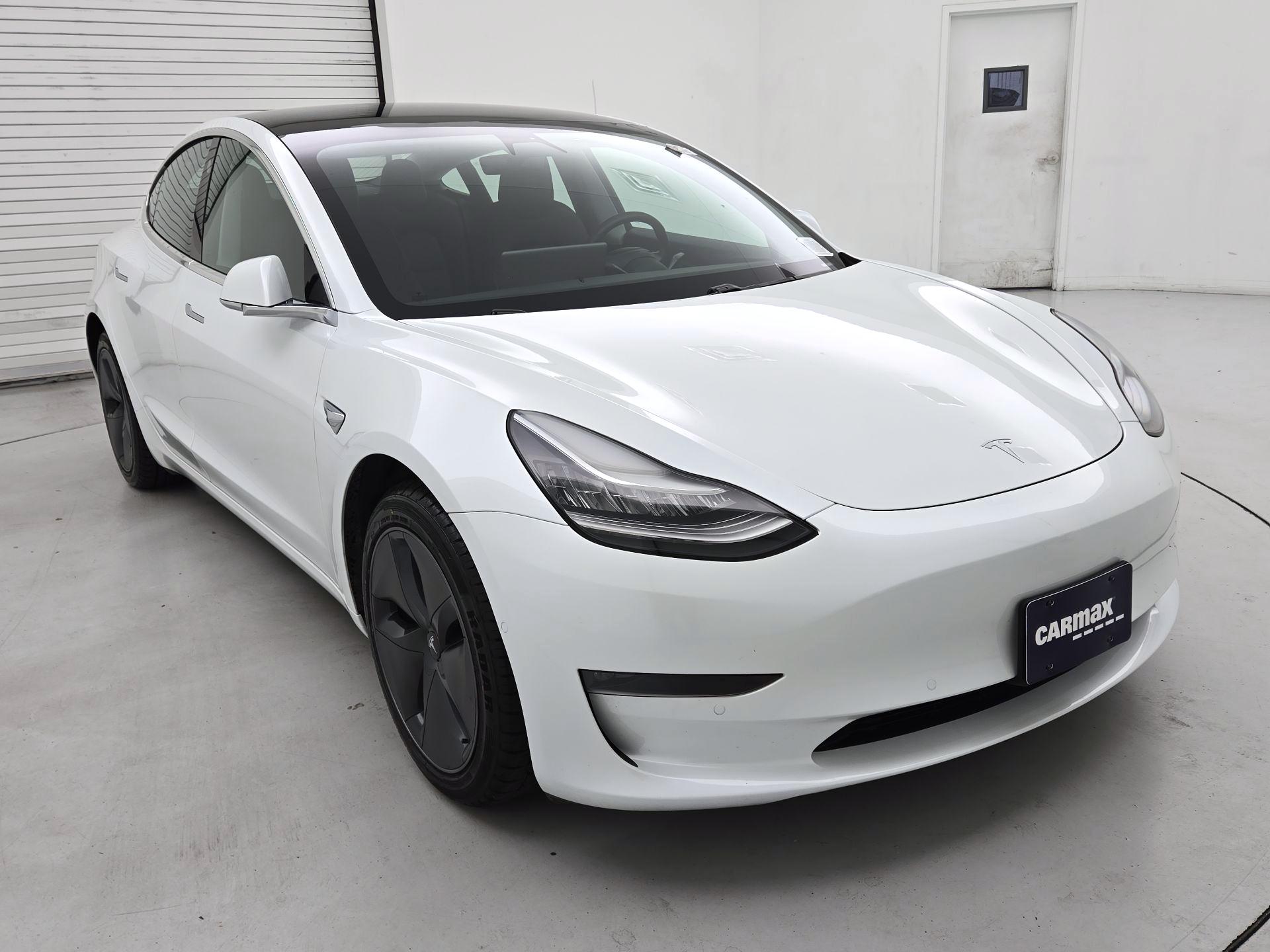 Thumbnail: 2020 Tesla Model 3 - 1