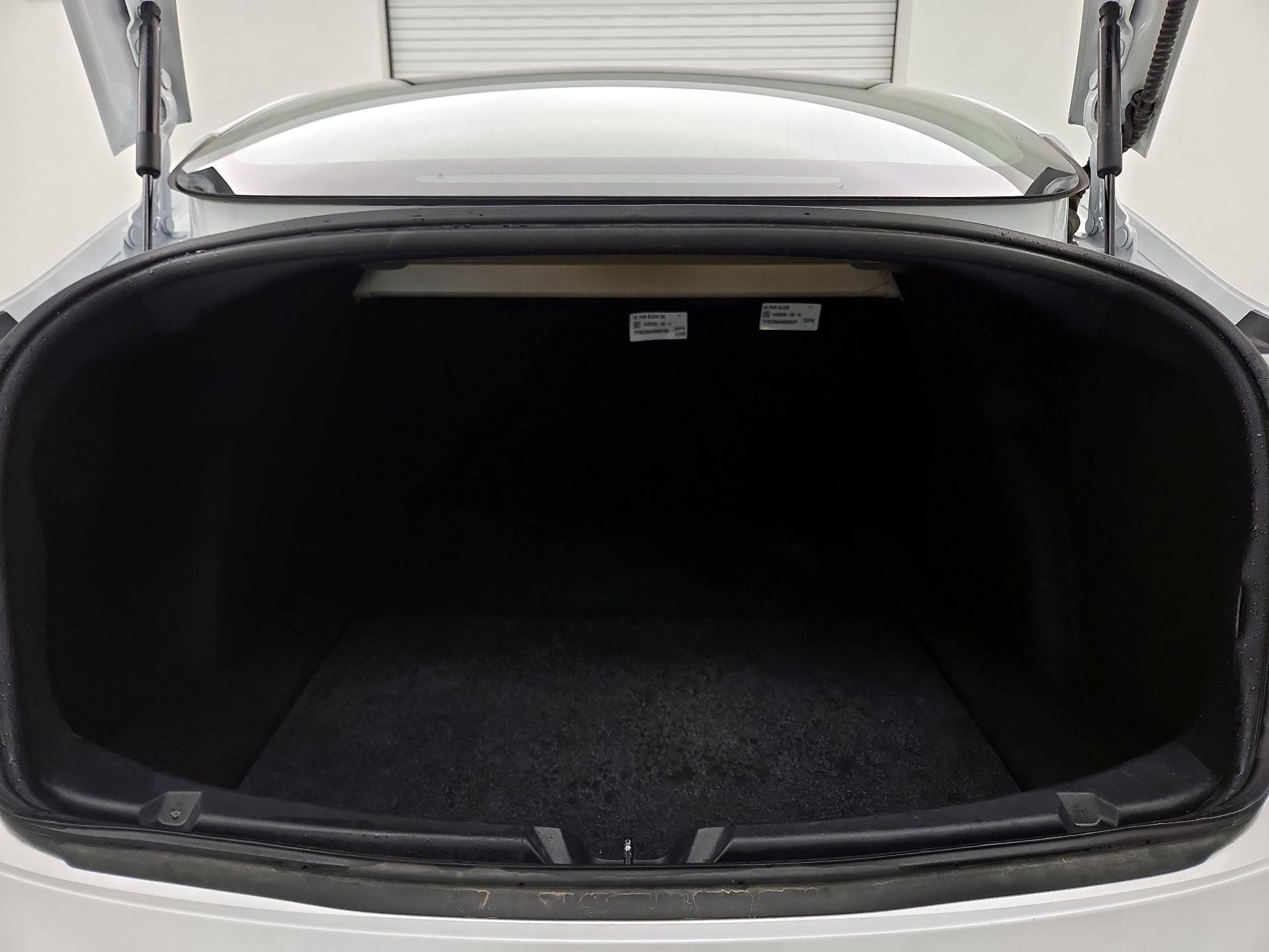 Thumbnail: 2020 Tesla Model 3 - 18