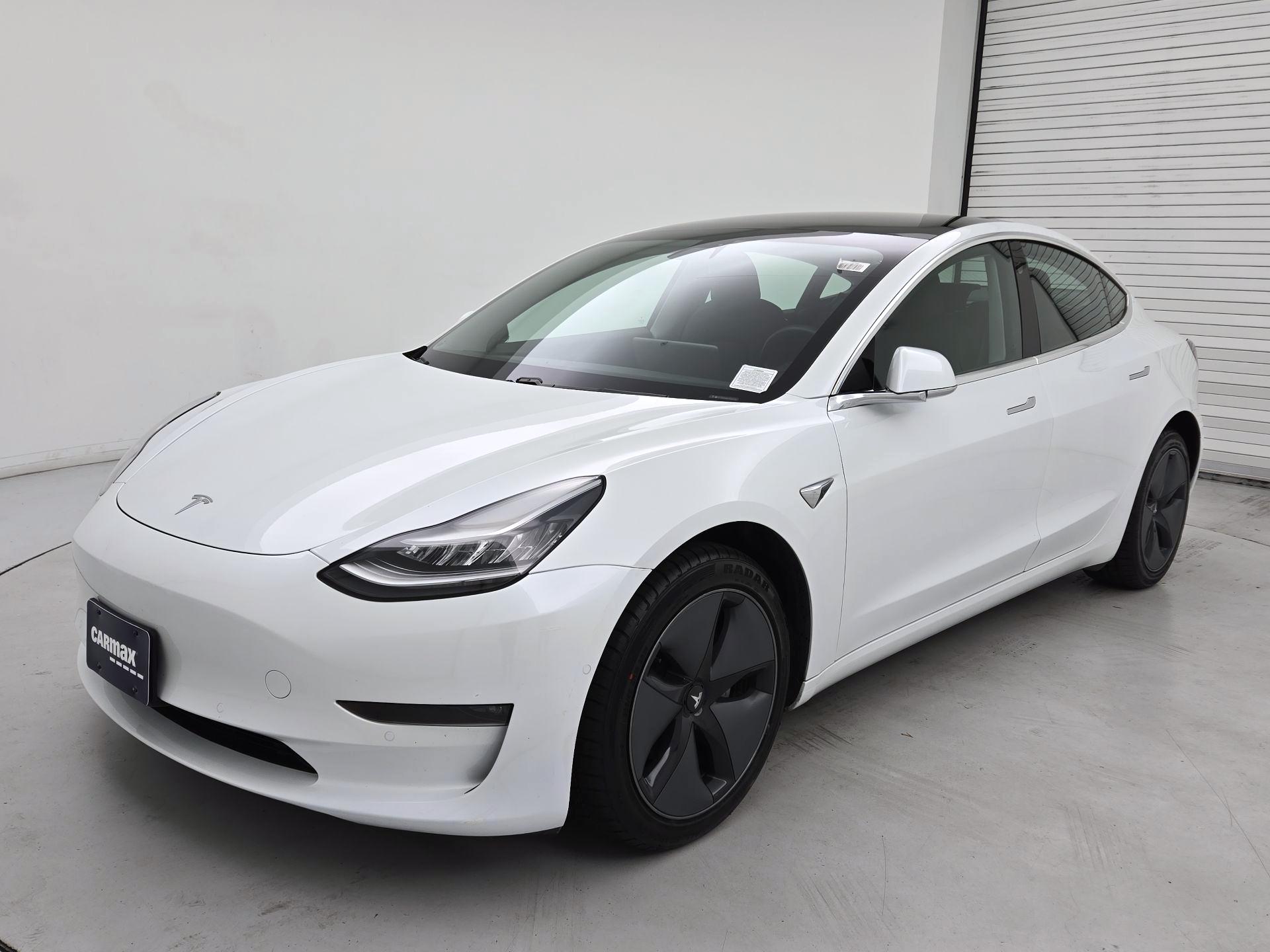 Thumbnail: 2020 Tesla Model 3 - 3