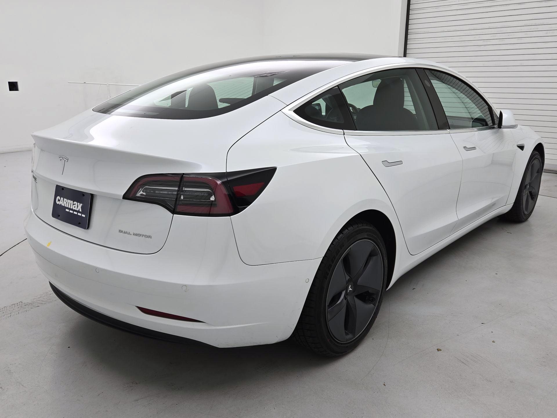 Thumbnail: 2020 Tesla Model 3 - 5