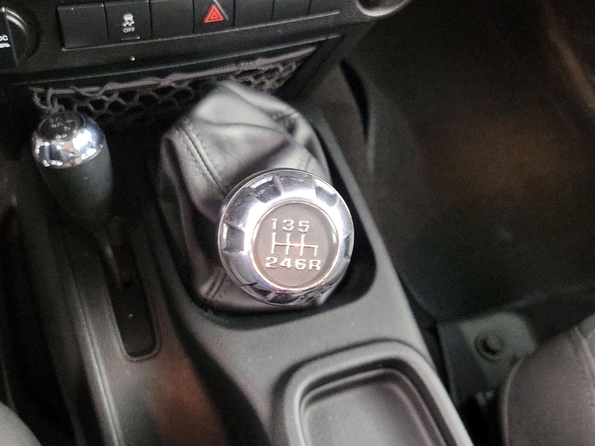 Thumbnail: 2018 Jeep Wrangler - 16