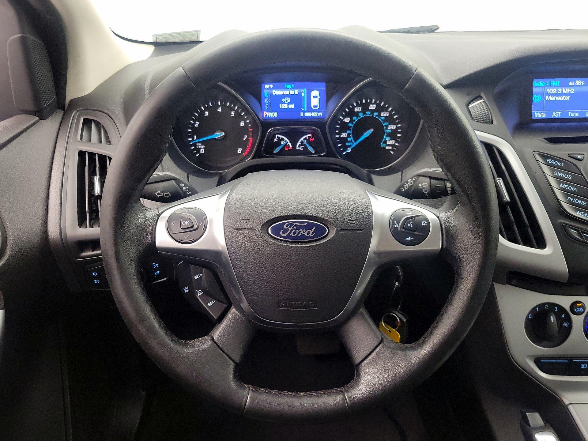 Thumbnail: 2014 Ford Focus - 10