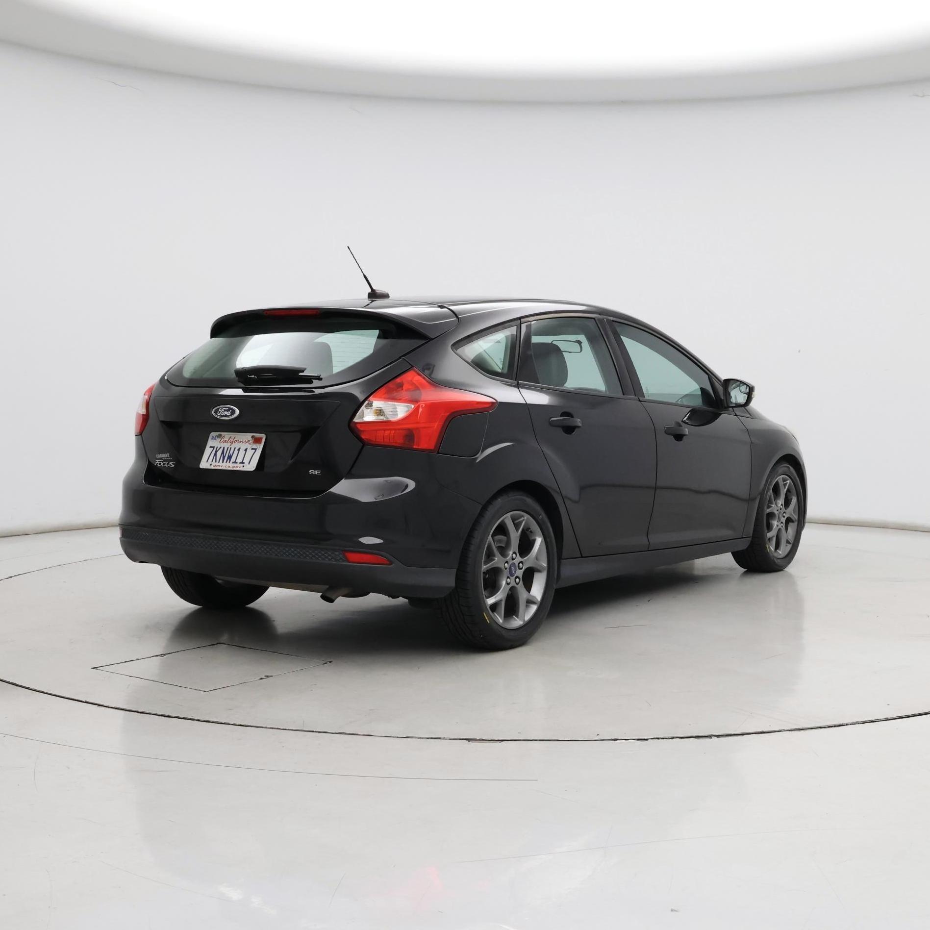 Thumbnail: 2014 Ford Focus - 8