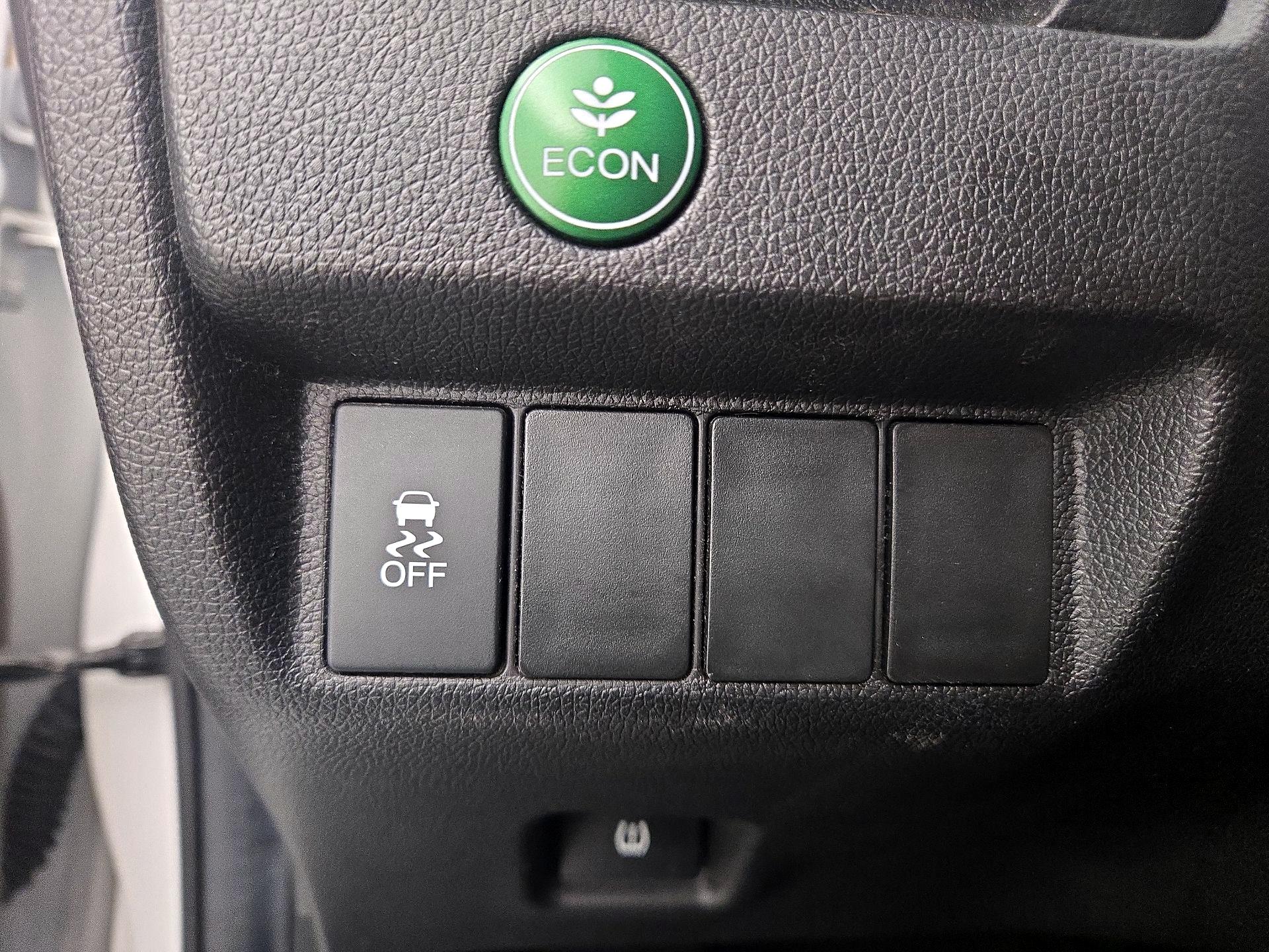 Thumbnail: 2016 Honda Fit - 13