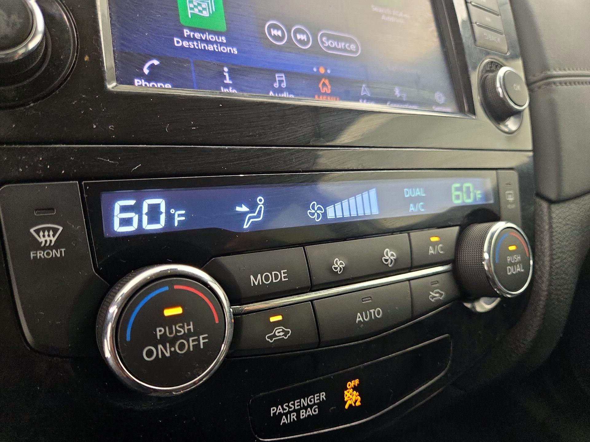 Thumbnail: 2019 Nissan Rogue - 14
