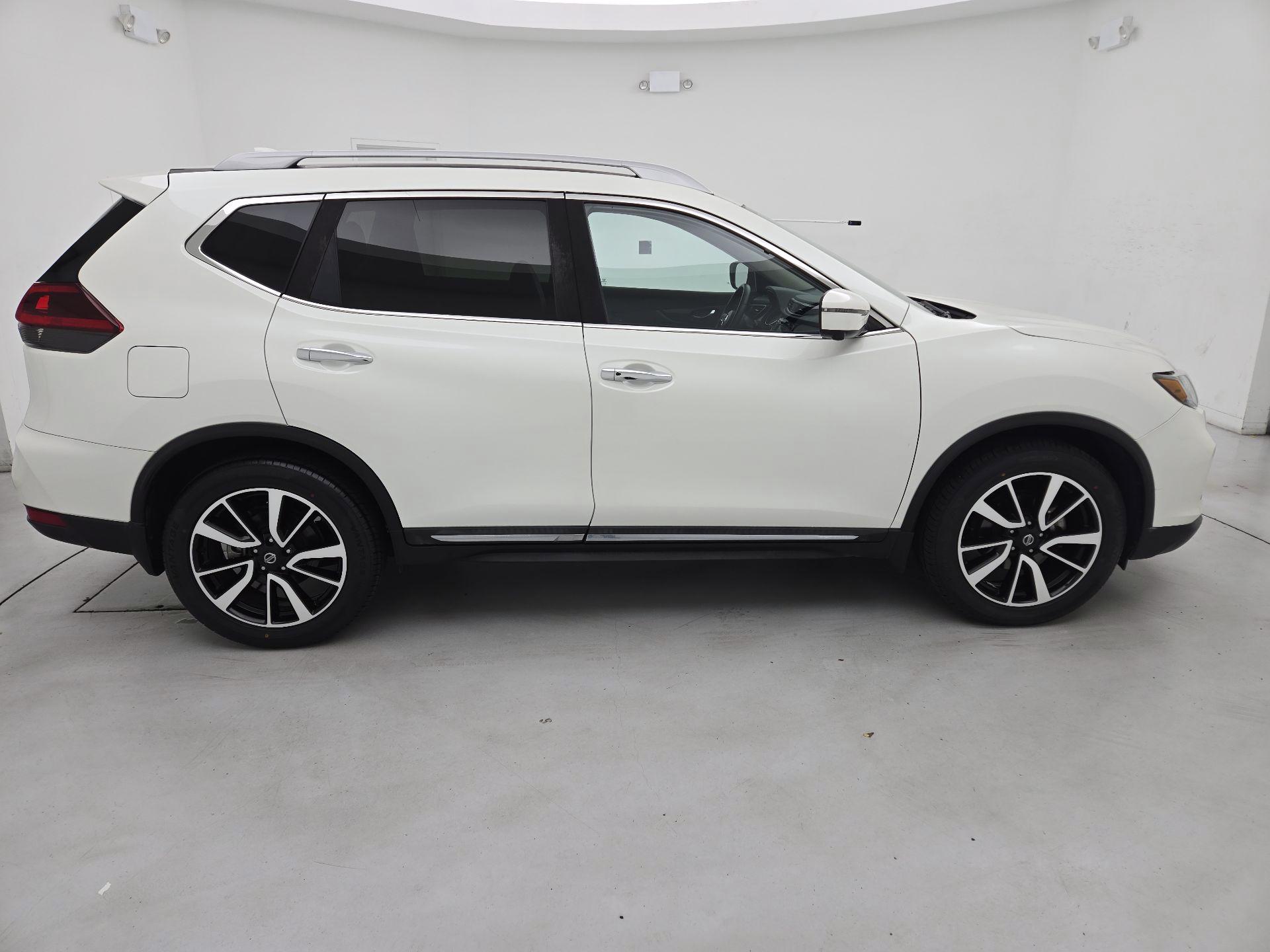 Thumbnail: 2019 Nissan Rogue - 4