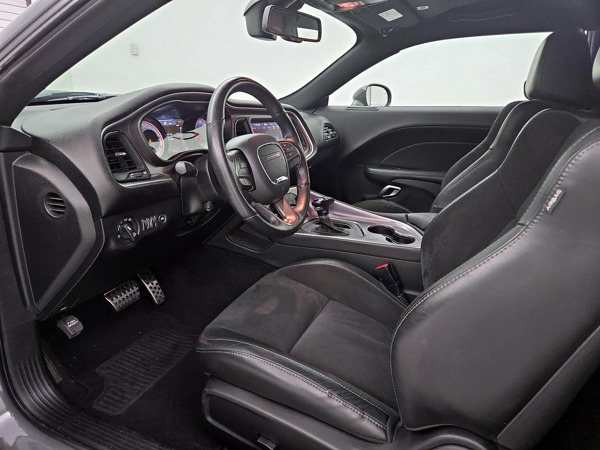 Thumbnail: 2019 Dodge Challenger - 9