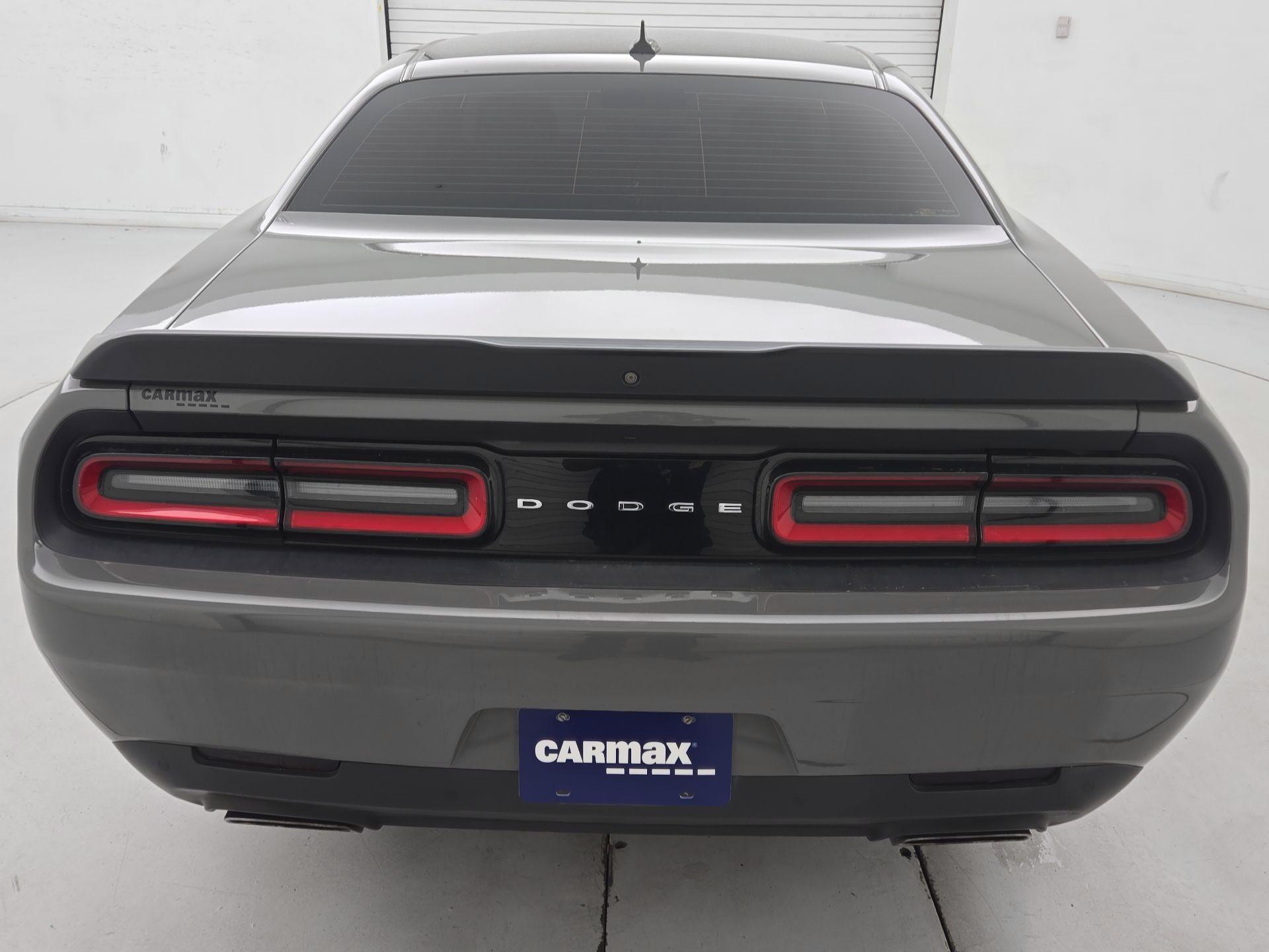 Thumbnail: 2019 Dodge Challenger - 6