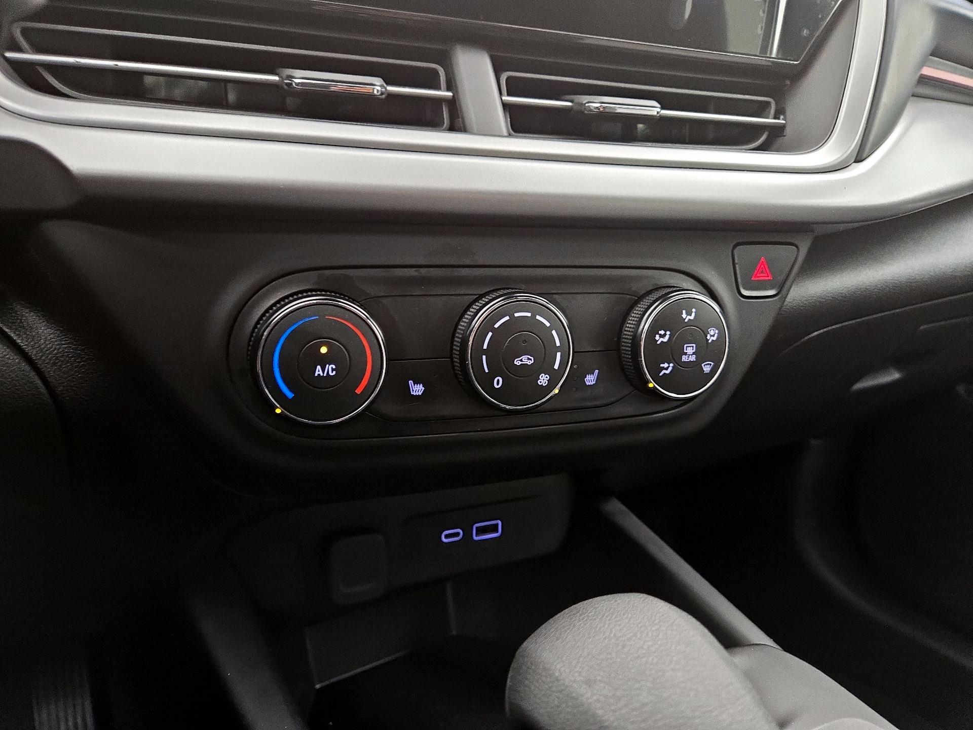 Thumbnail: 2024 Chevrolet Trax - 14