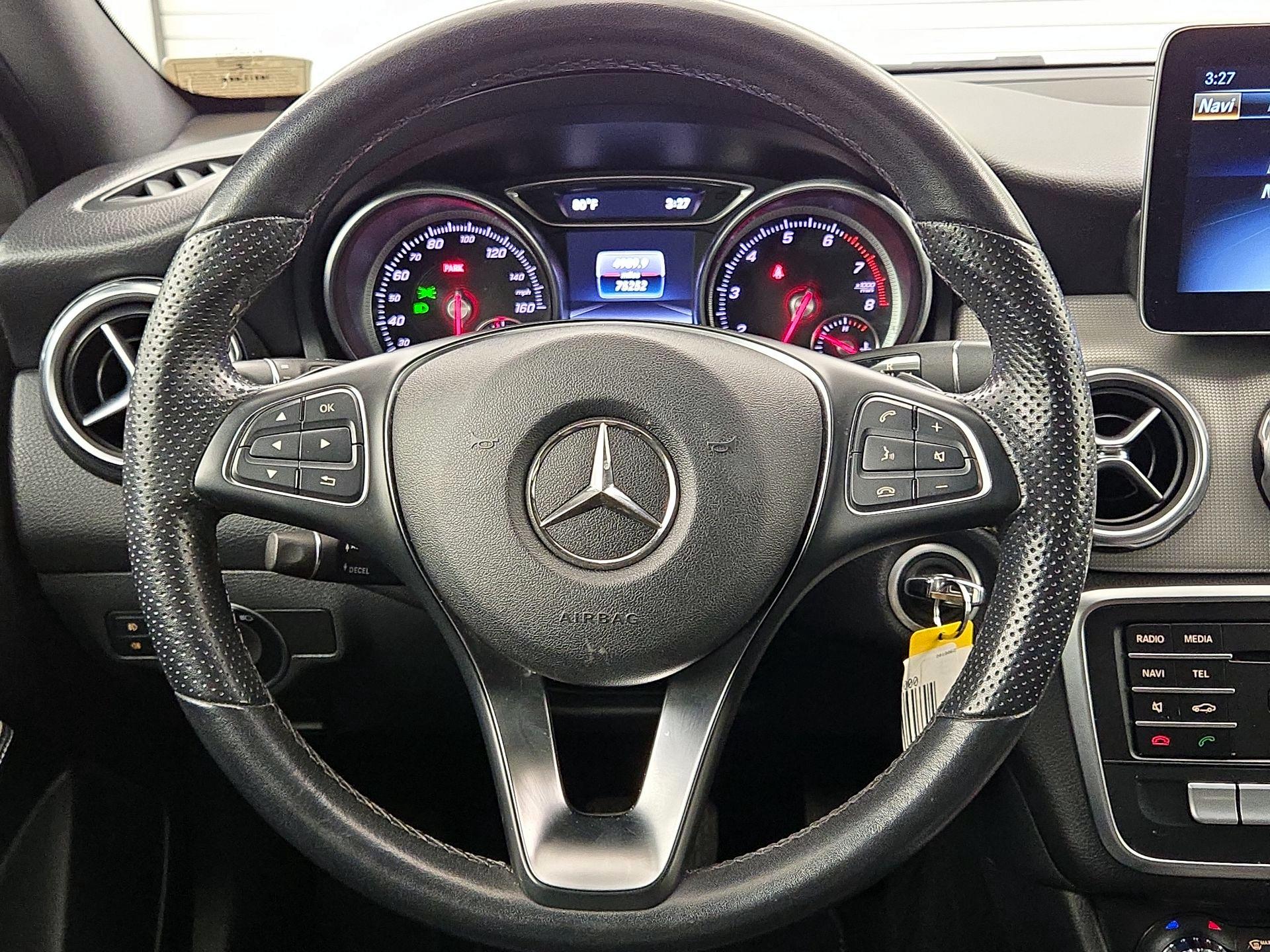 Thumbnail: 2020 Mercedes-Benz GLA - 10