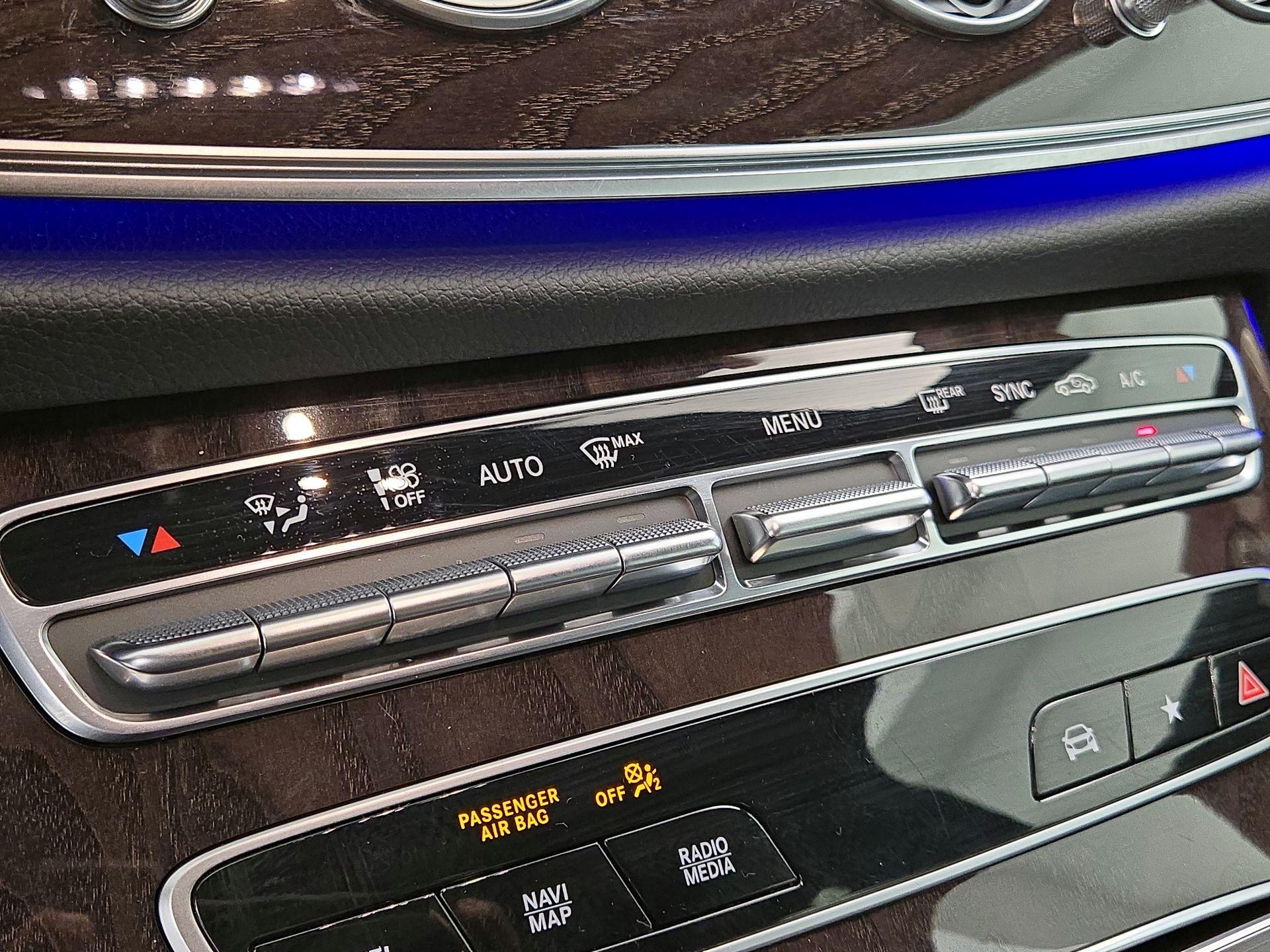 Thumbnail: 2022 Mercedes-Benz E-Class - 15