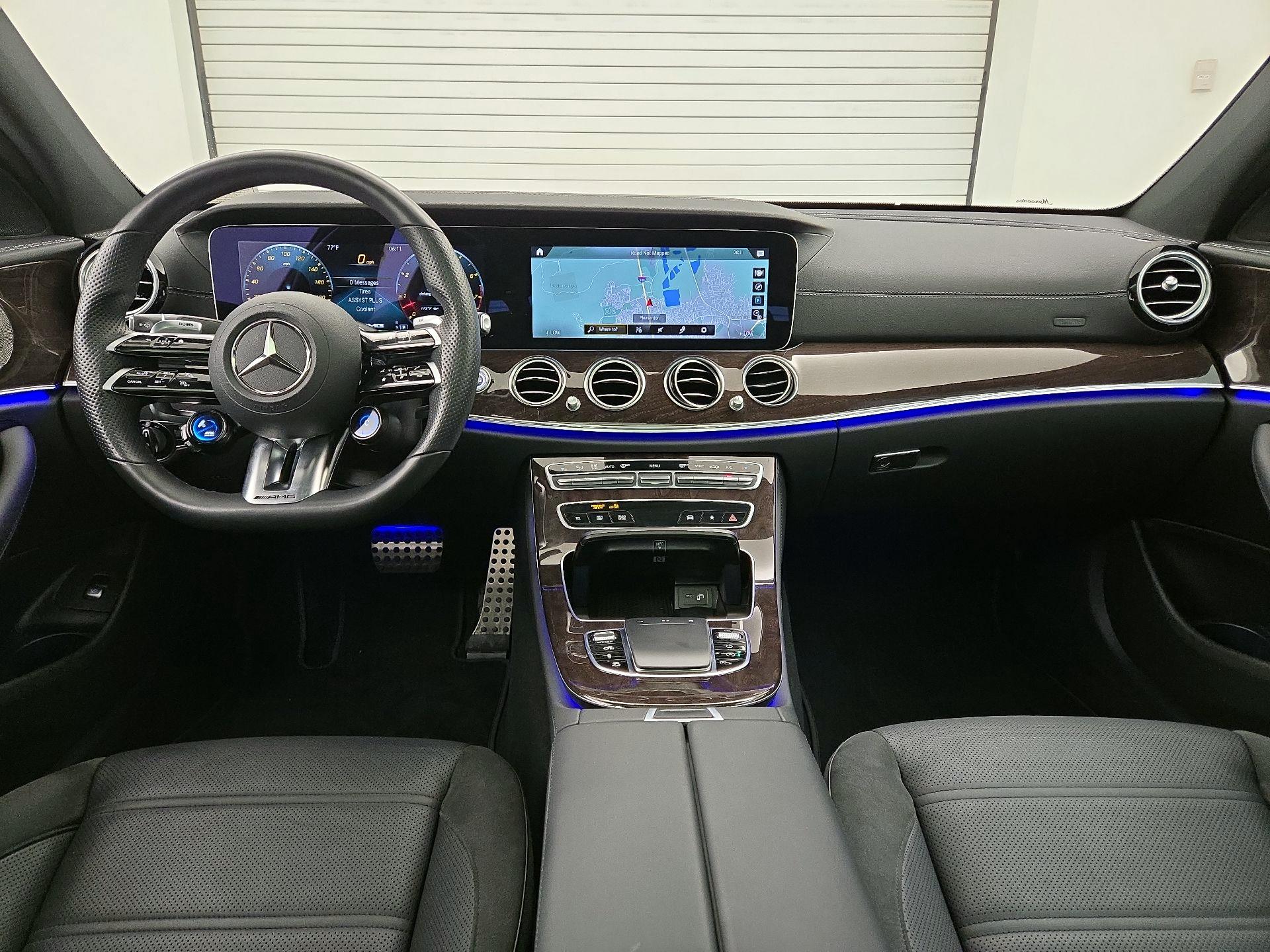 Thumbnail: 2022 Mercedes-Benz E-Class - 8