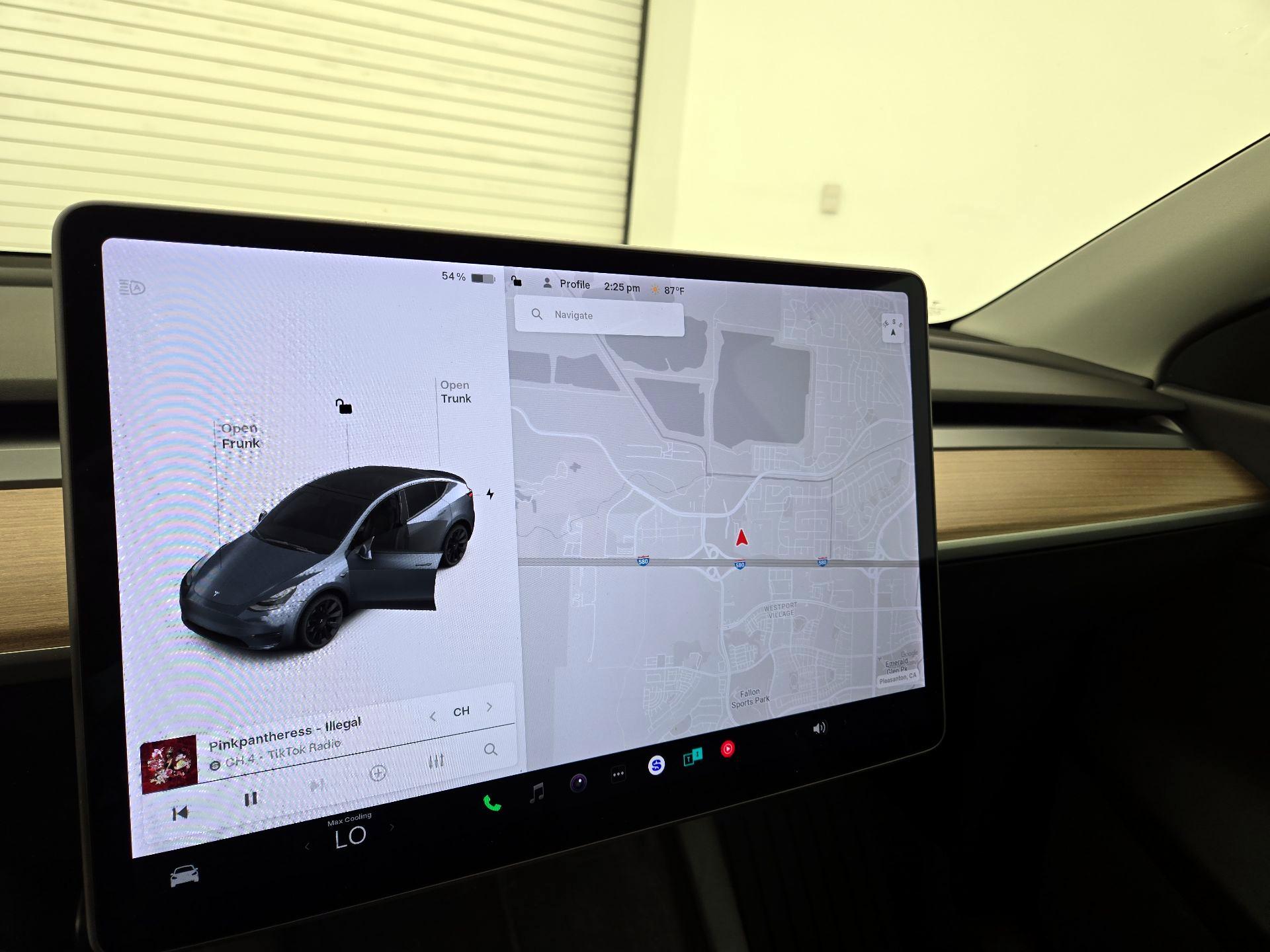 Thumbnail: 2021 Tesla Model Y - 12