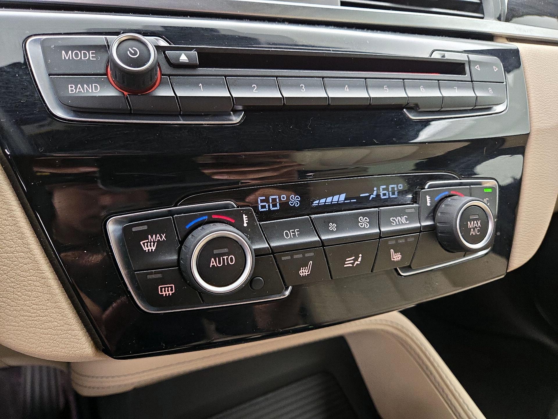 Thumbnail: 2017 BMW X1 - 15