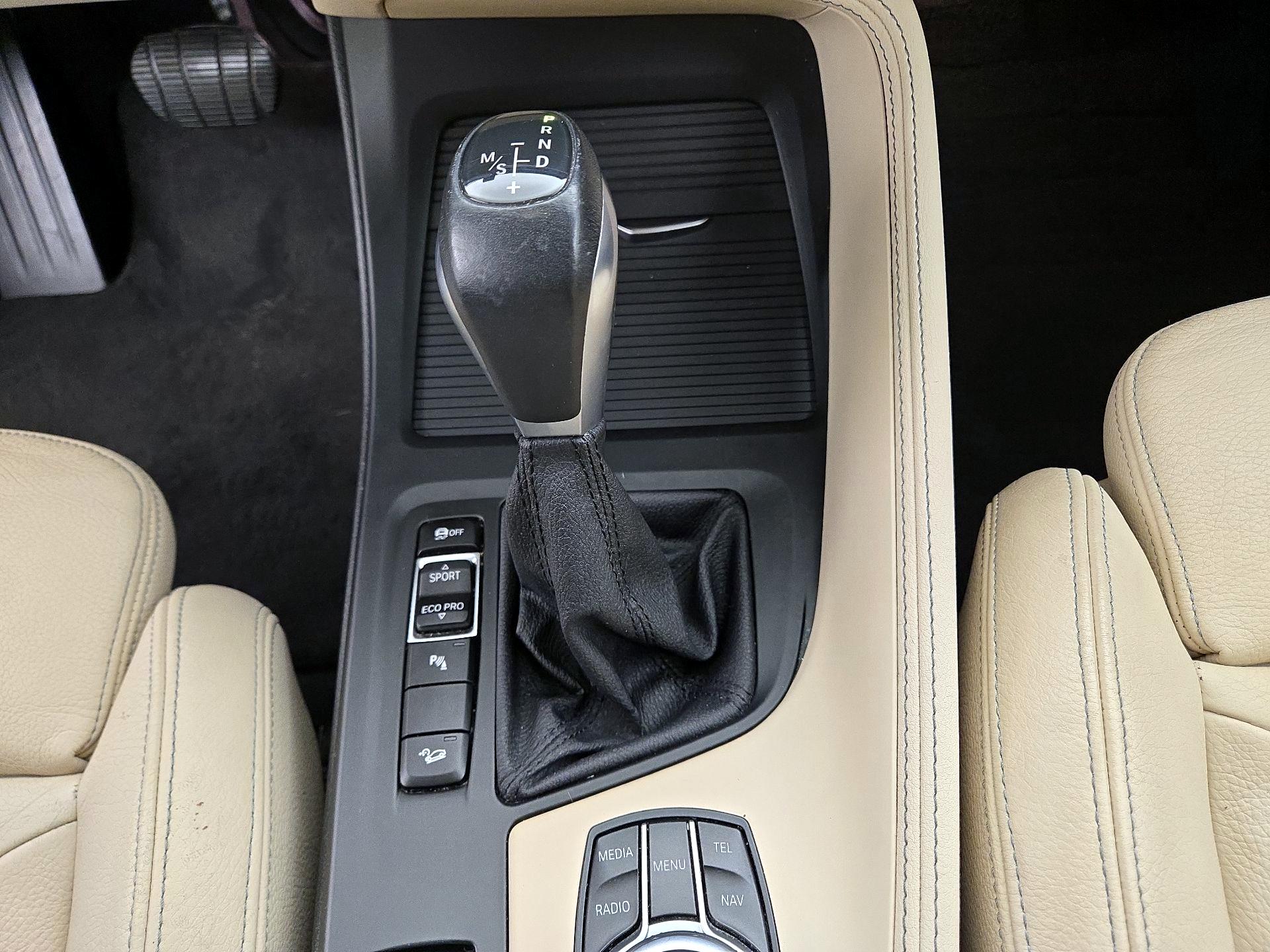 Thumbnail: 2017 BMW X1 - 16