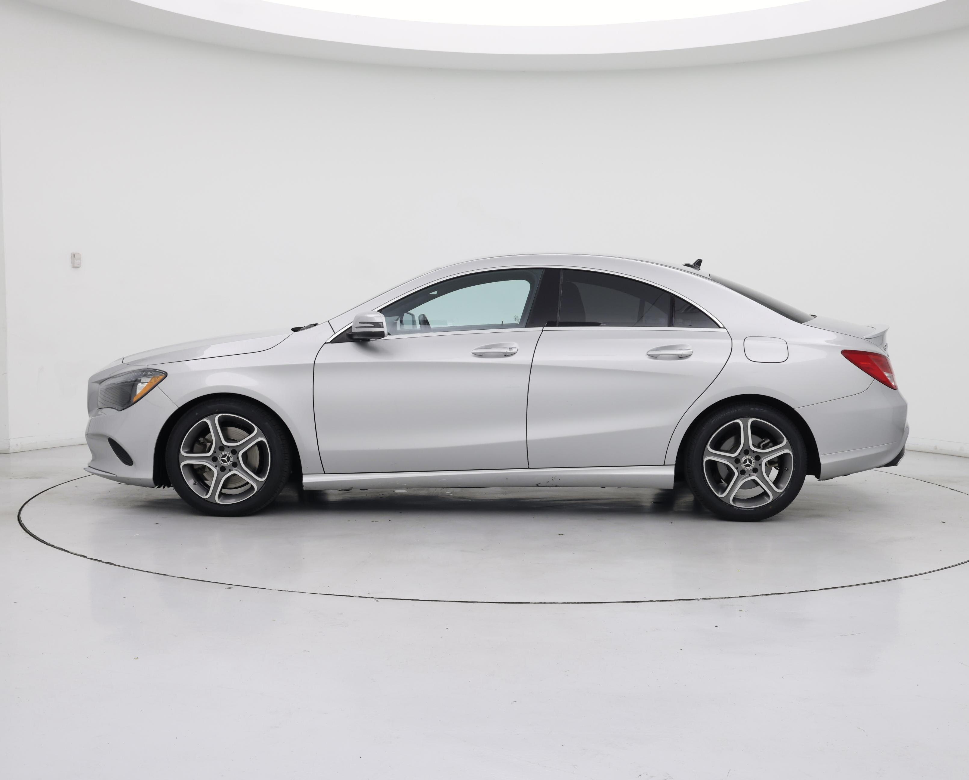 Thumbnail: 2018 Mercedes-Benz CLA - 3