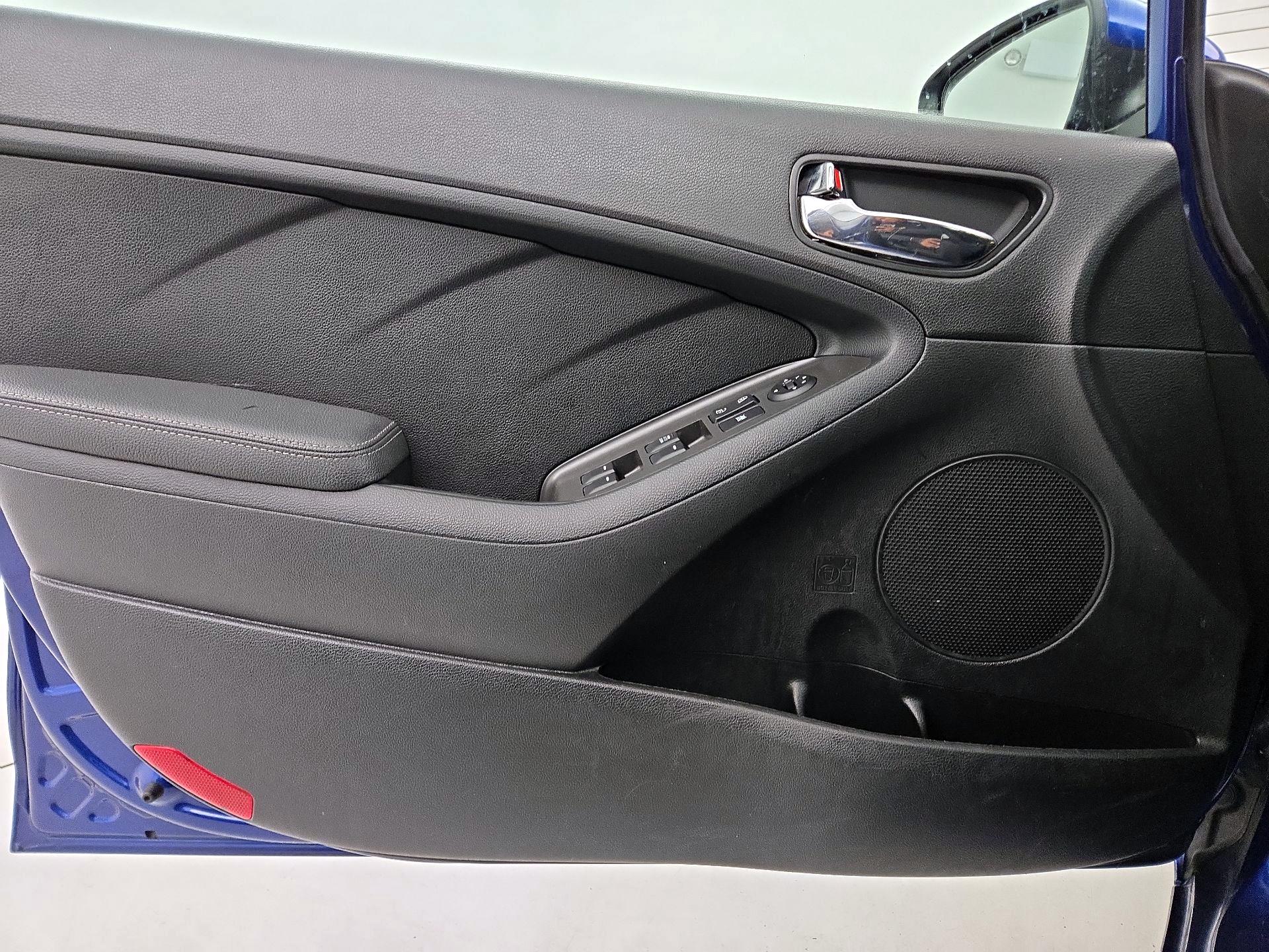 Thumbnail: 2018 Kia Forte - 10