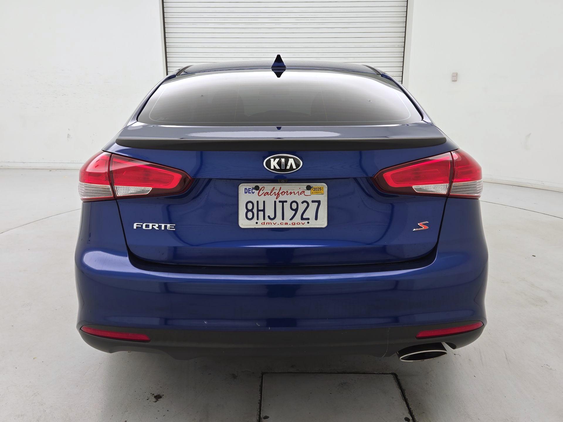 Thumbnail: 2018 Kia Forte - 6