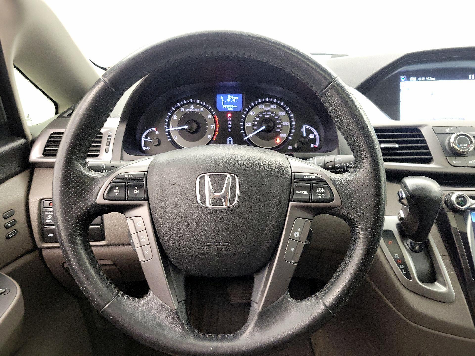 Thumbnail: 2014 Honda Odyssey - 10