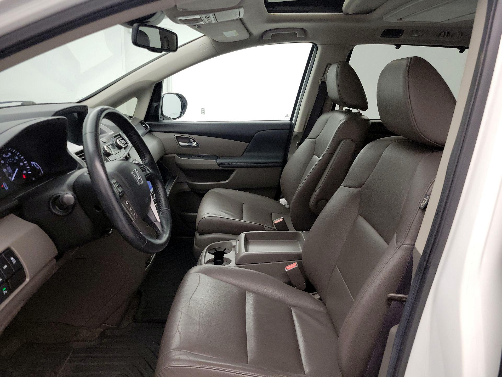 Thumbnail: 2014 Honda Odyssey - 11