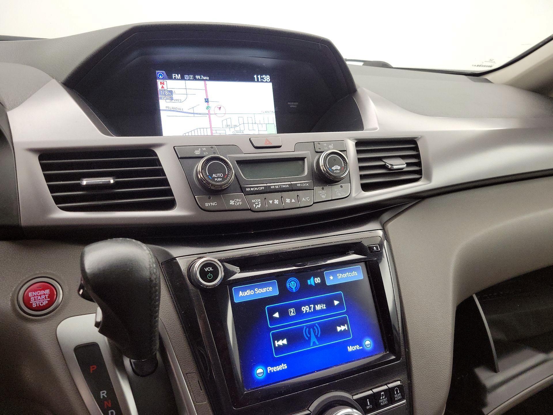 Thumbnail: 2014 Honda Odyssey - 16