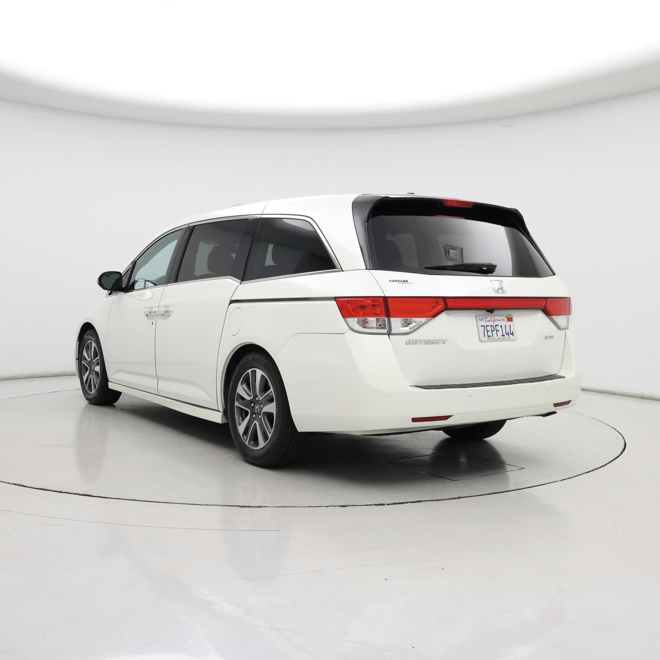 Thumbnail: 2014 Honda Odyssey - 2