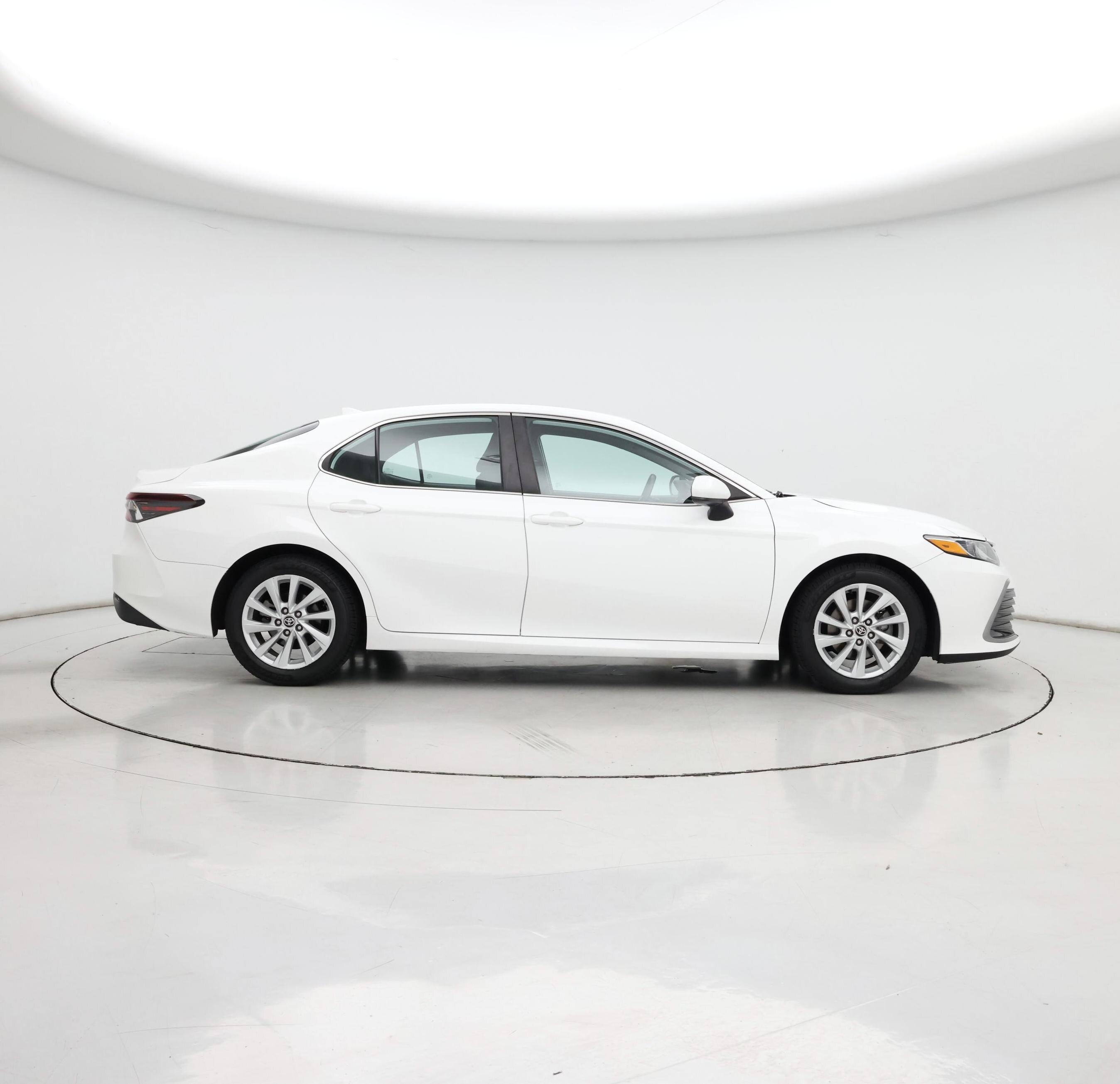 Thumbnail: 2022 Toyota Camry - 7