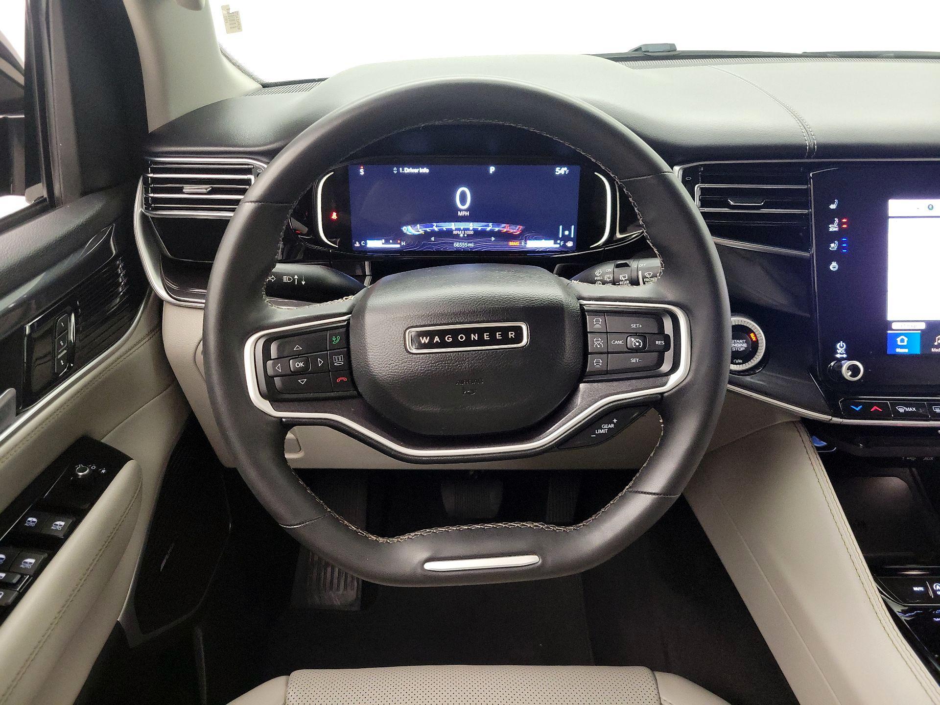 Thumbnail: 2022 Jeep Wagoneer - 10