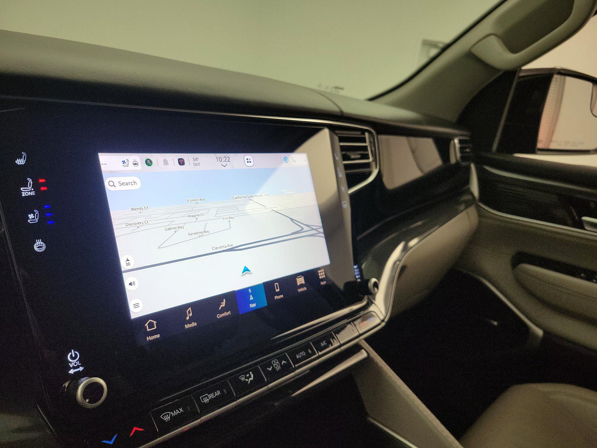 Thumbnail: 2022 Jeep Wagoneer - 14