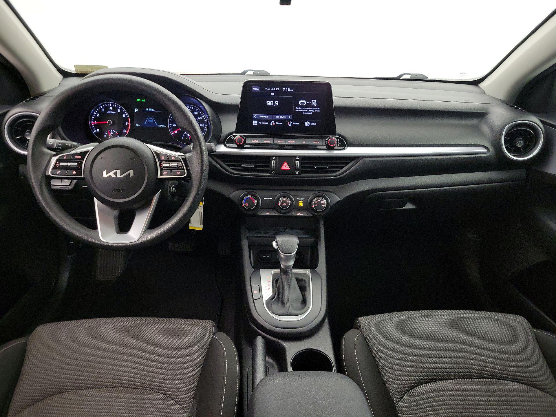 Thumbnail: 2023 Kia Forte - 9