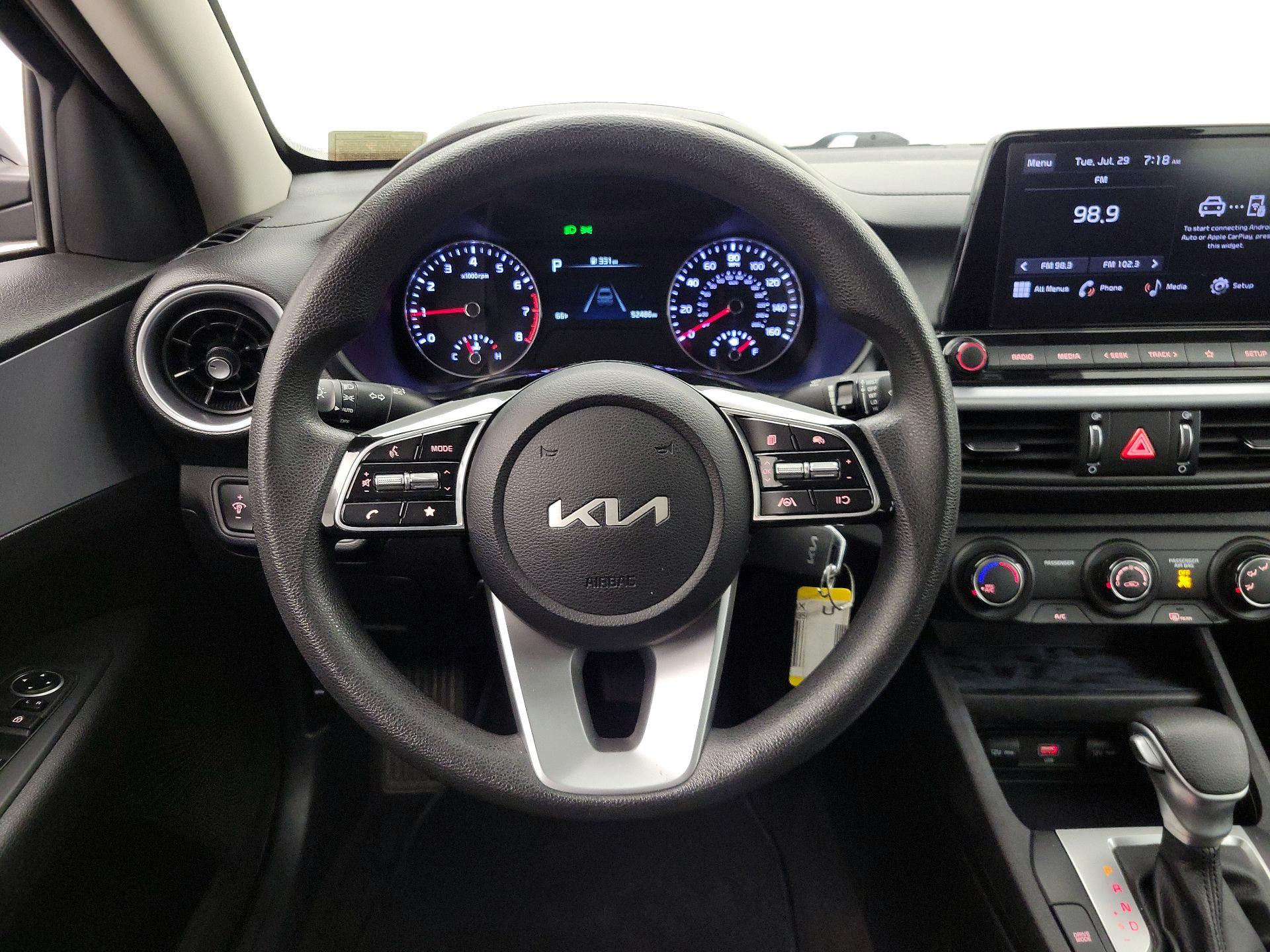 Thumbnail: 2023 Kia Forte - 10