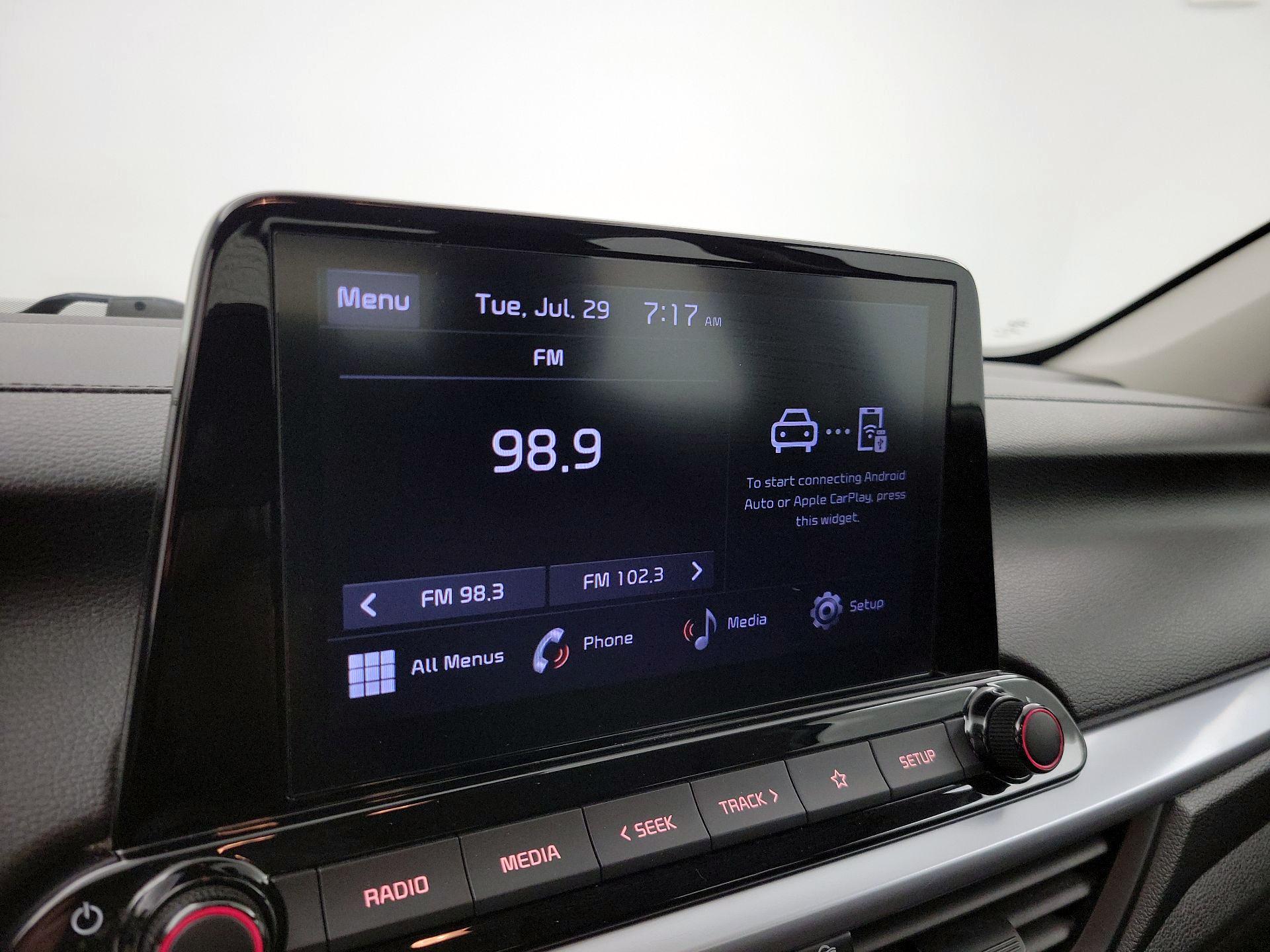 Thumbnail: 2023 Kia Forte - 15