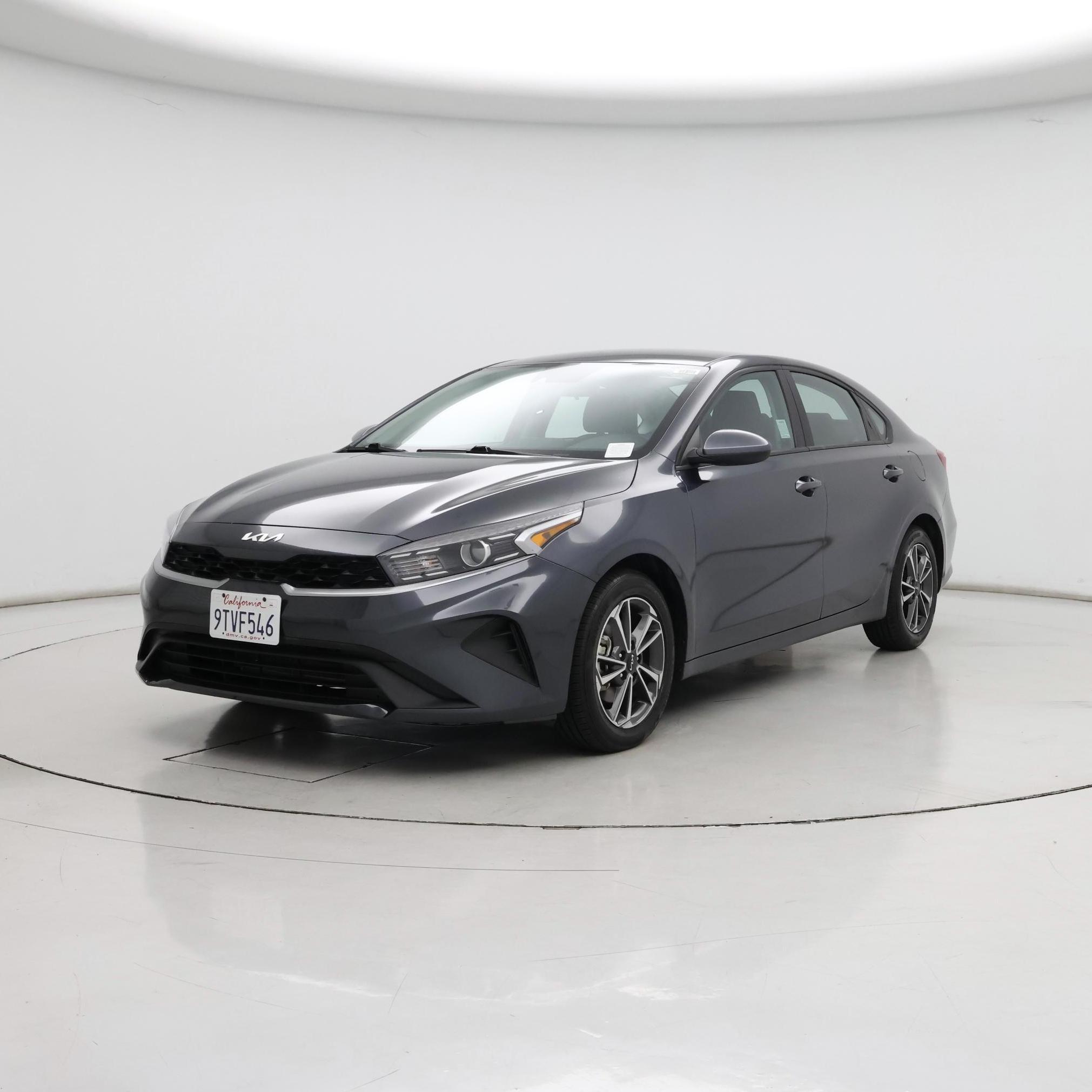 Thumbnail: 2023 Kia Forte - 4