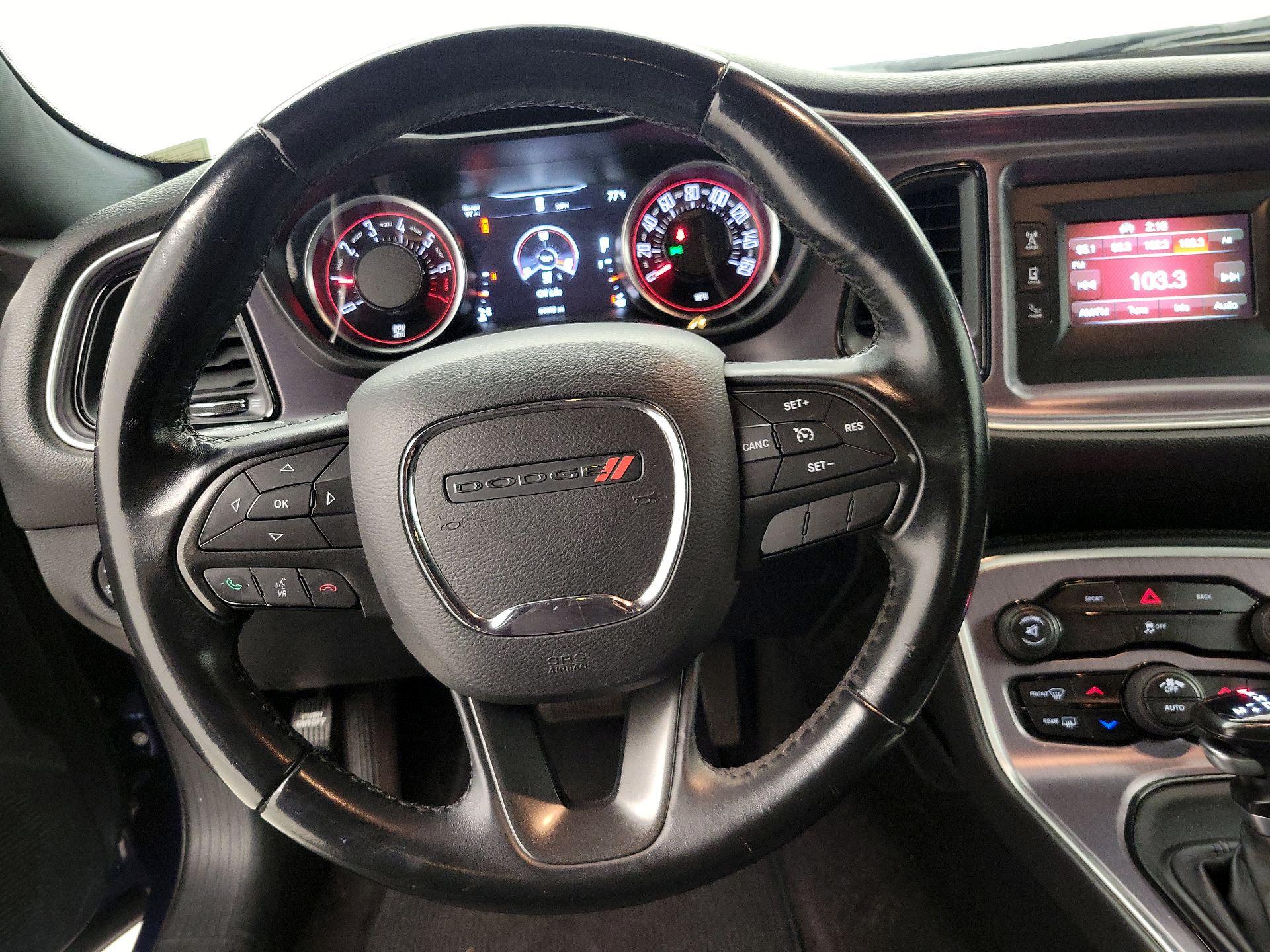 Thumbnail: 2016 Dodge Challenger - 10