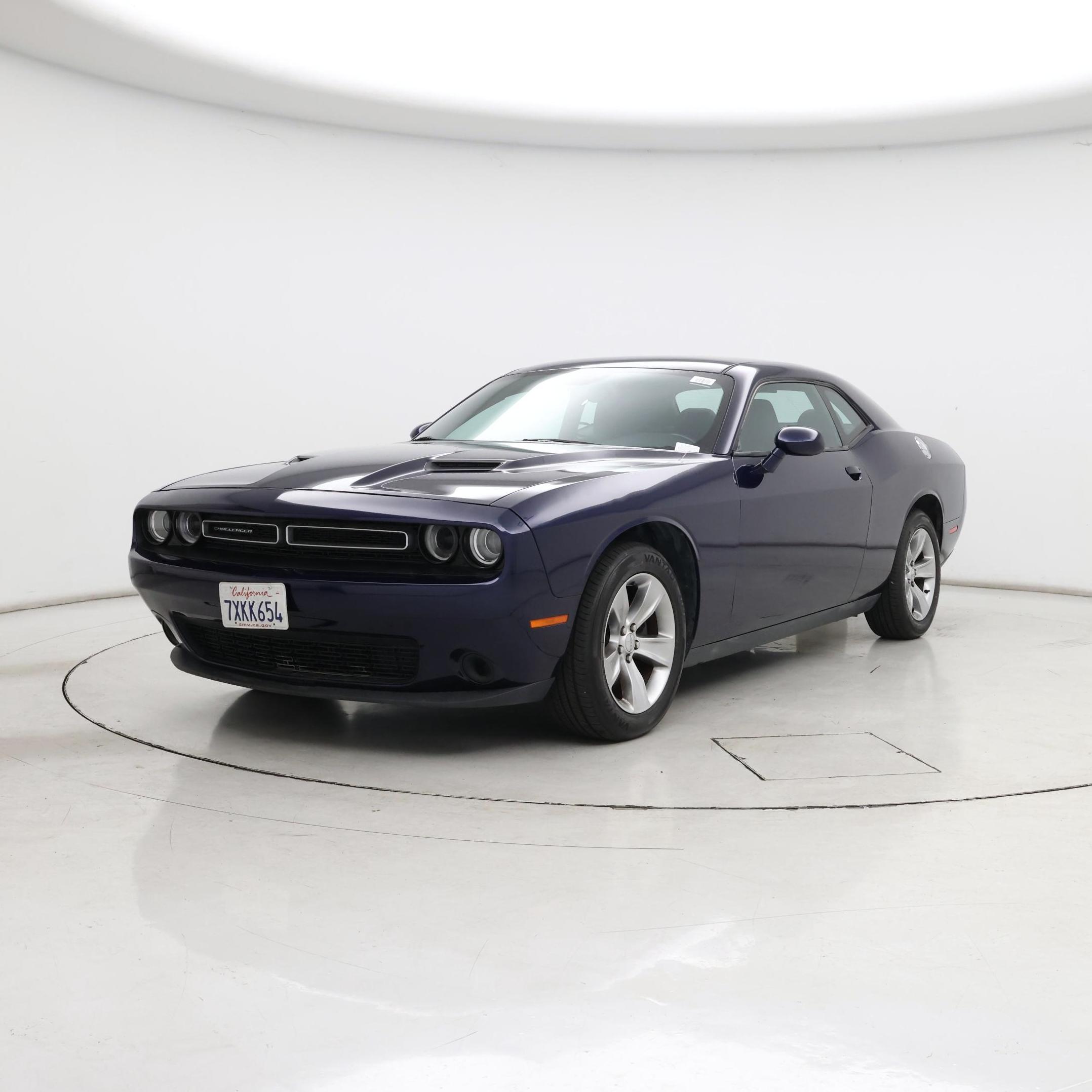 Thumbnail: 2016 Dodge Challenger - 4