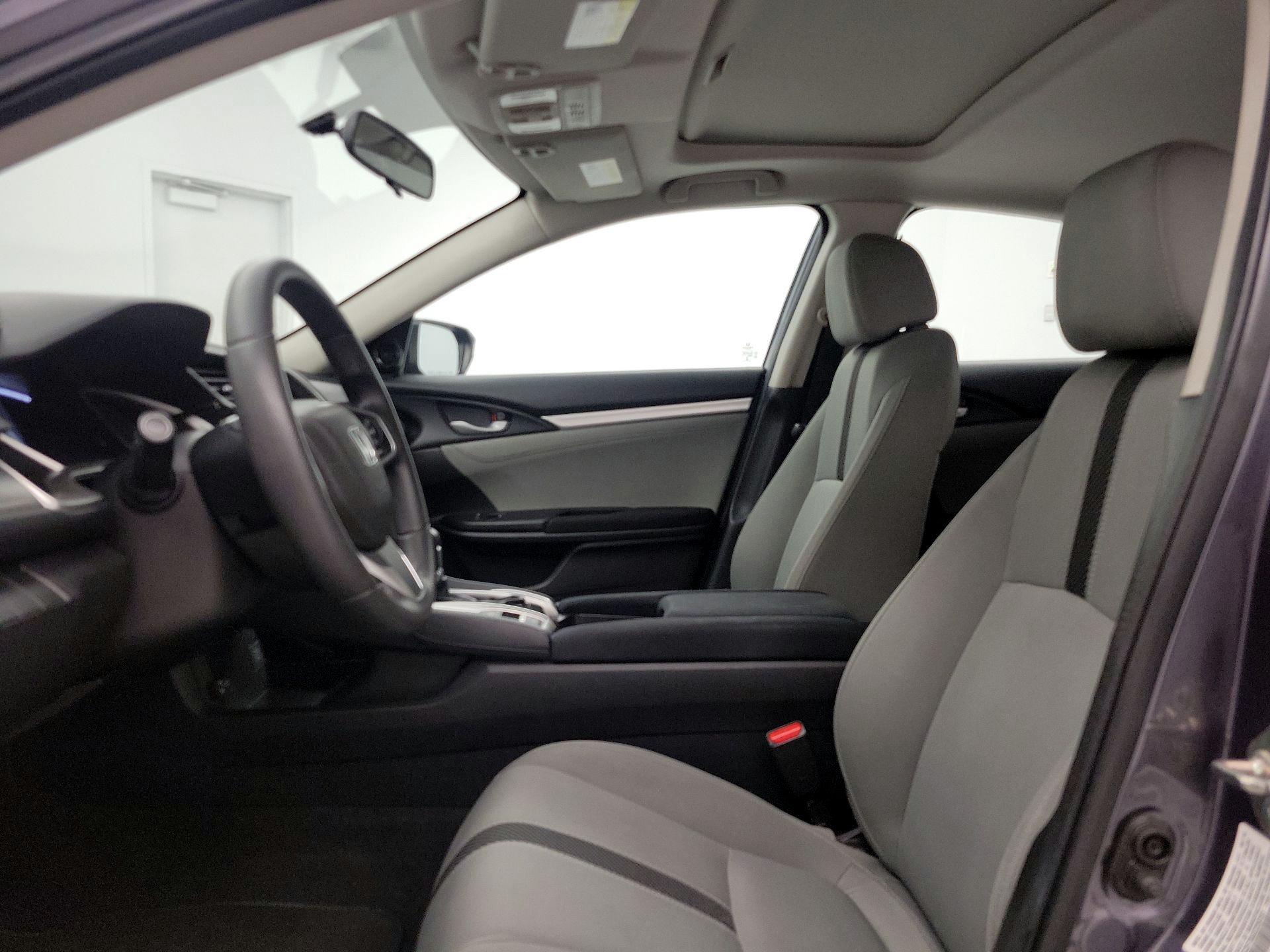 Thumbnail: 2016 Honda Civic - 11