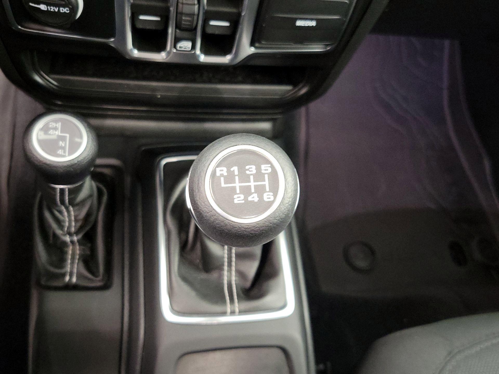 Thumbnail: 2021 Jeep Wrangler - 18