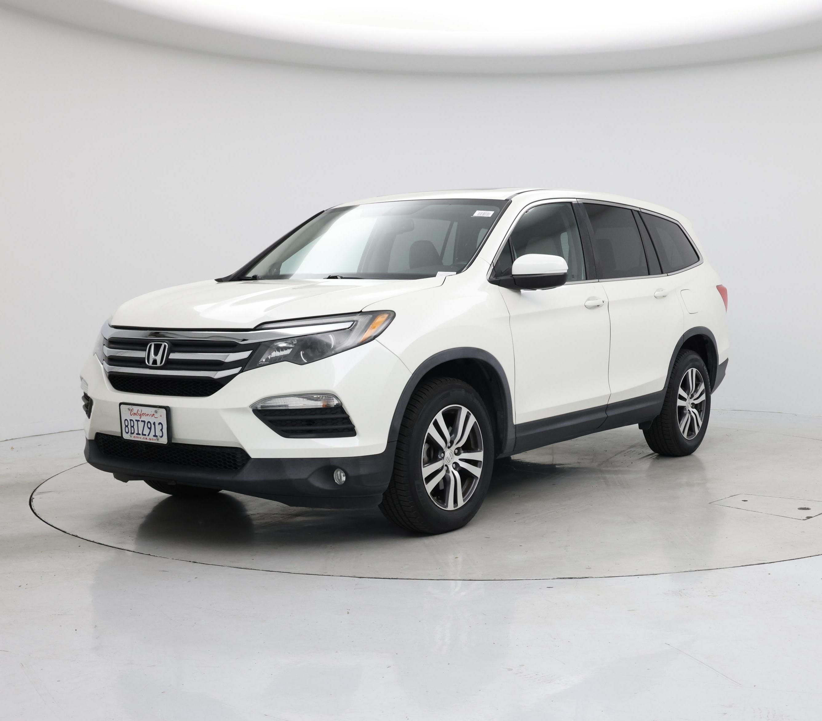 Thumbnail: 2017 Honda Pilot - 4