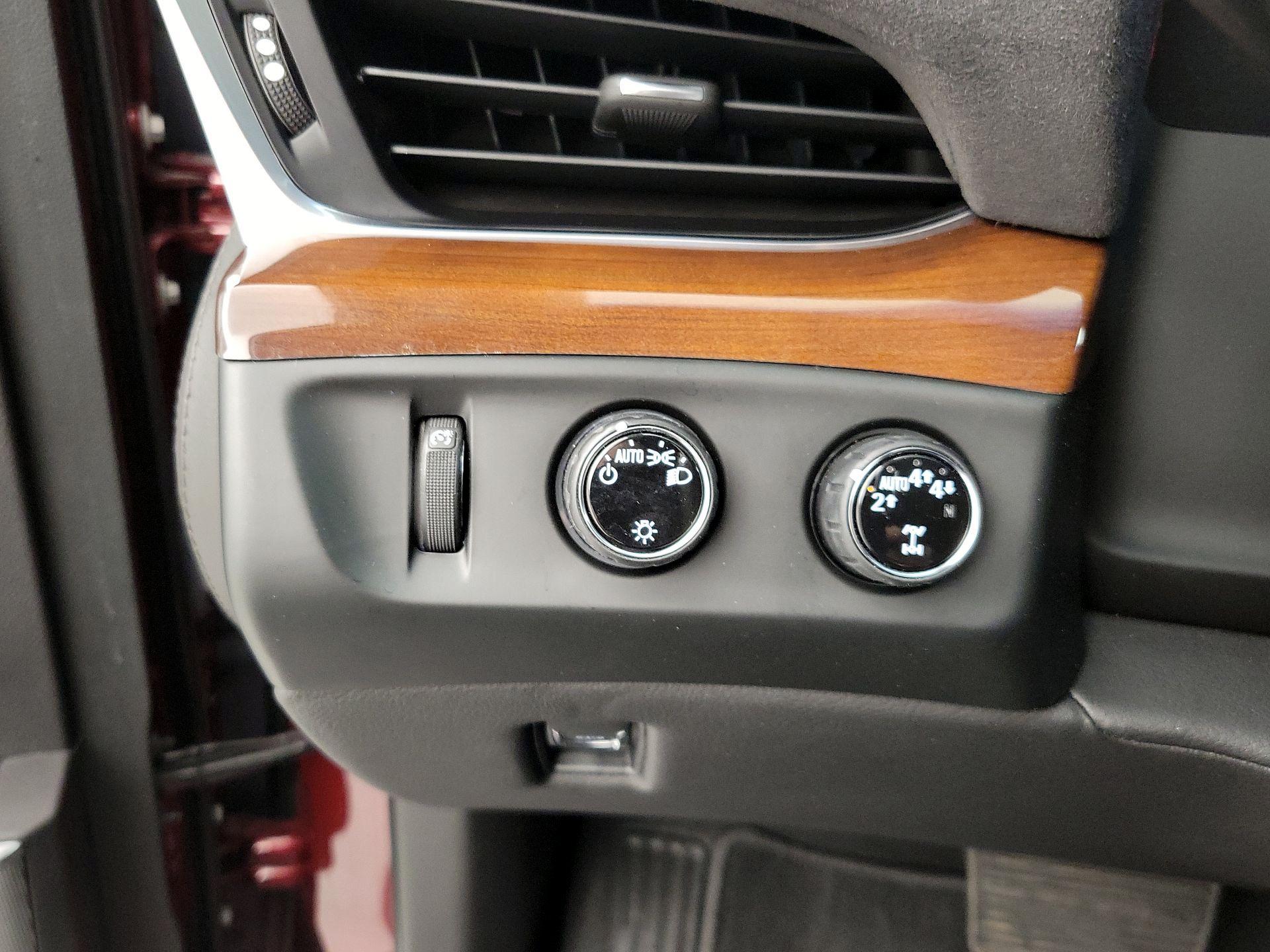 Thumbnail: 2019 Cadillac Escalade - 13