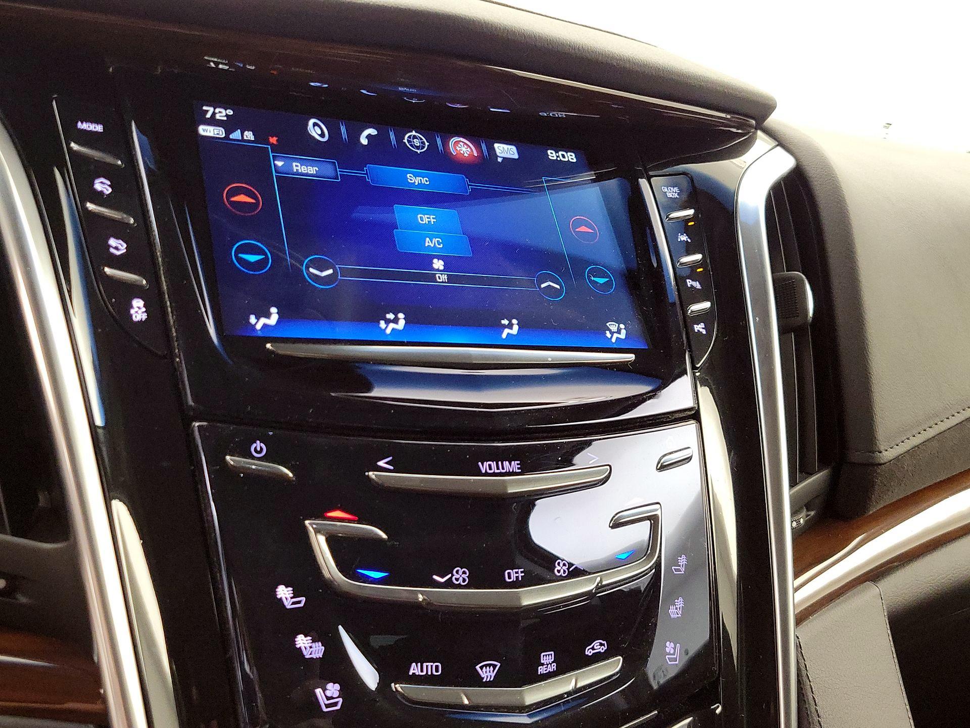 Thumbnail: 2019 Cadillac Escalade - 17