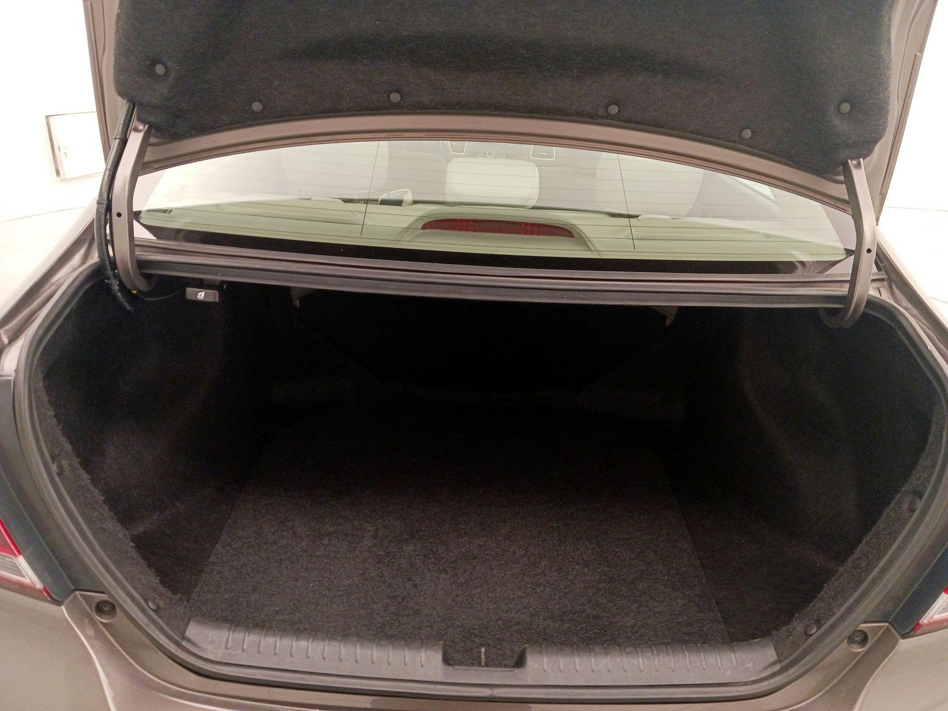 Thumbnail: 2015 Honda Civic - 20