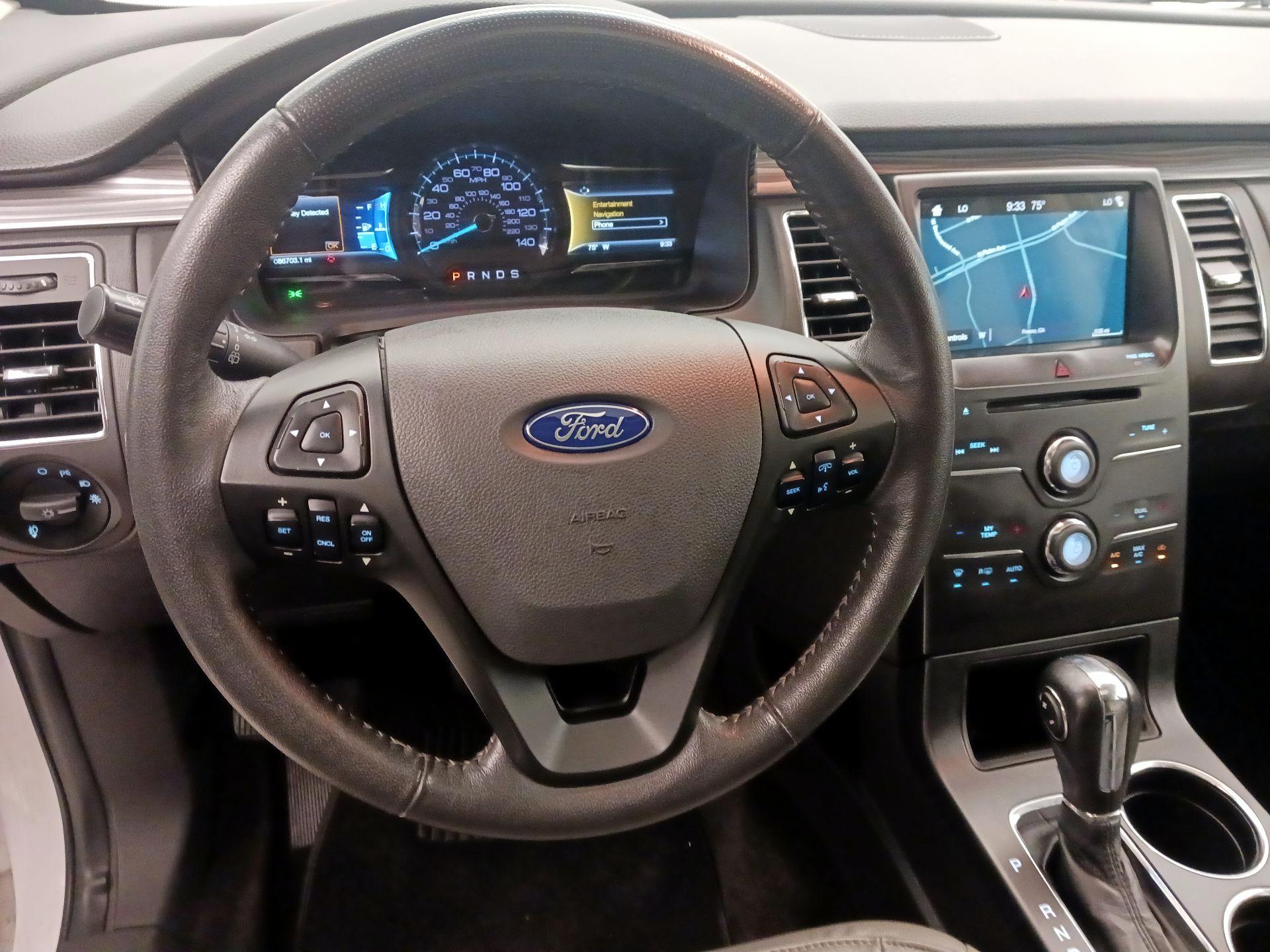 Thumbnail: 2019 Ford Flex - 10